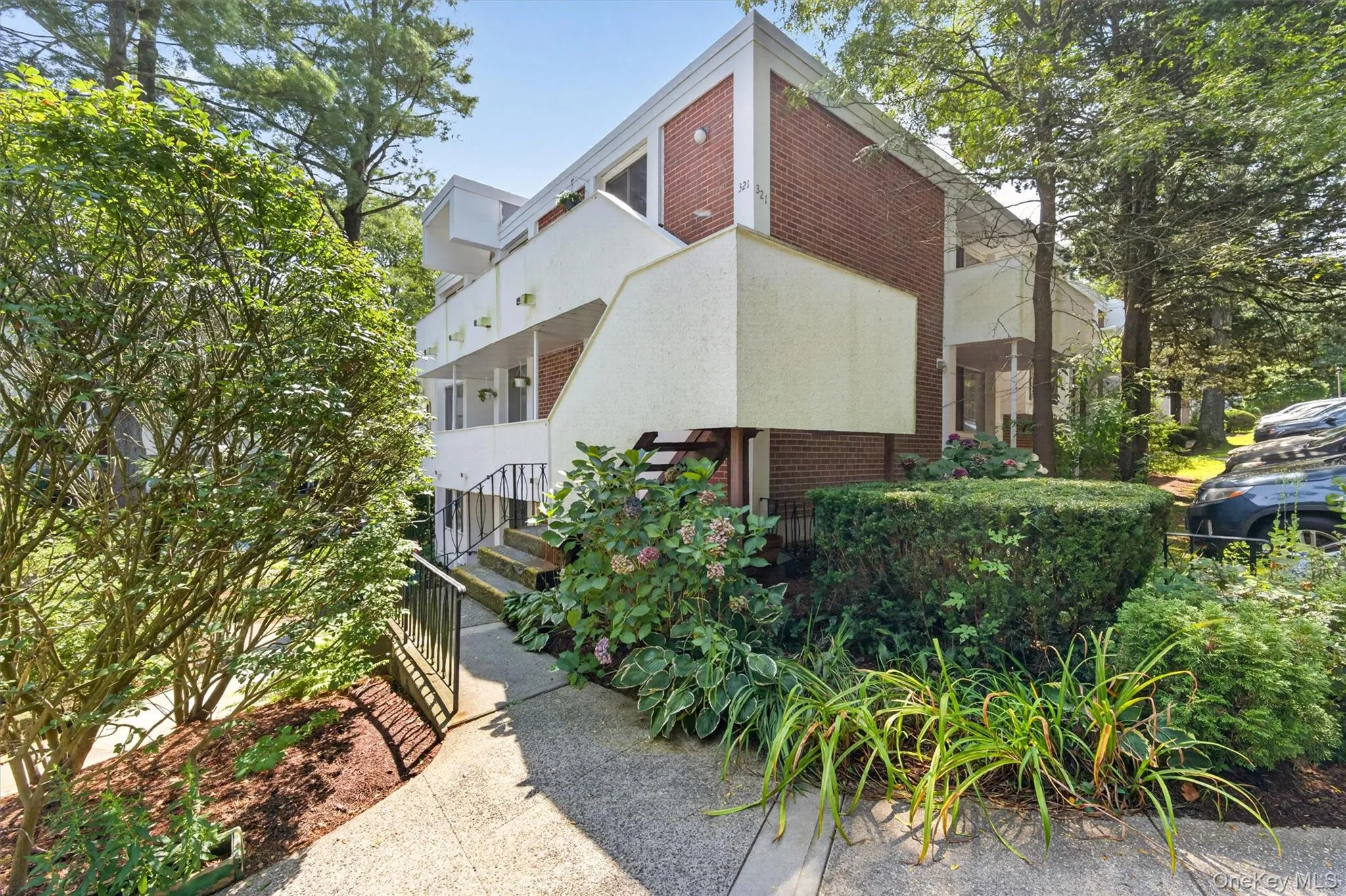 311 Tallwood Drive, Greenburgh, NY, 3 Bedrooms Bedrooms, 6 Rooms Rooms,2 BathroomsBathrooms,Residential,For Rent,Tallwood,0,1052047 311 Tallwood Drive, Greenburgh, NY, 3 Bedrooms Bedrooms, 6 Rooms Rooms,2 BathroomsBathrooms,Residential,For Rent,Tallwood,0,1052047