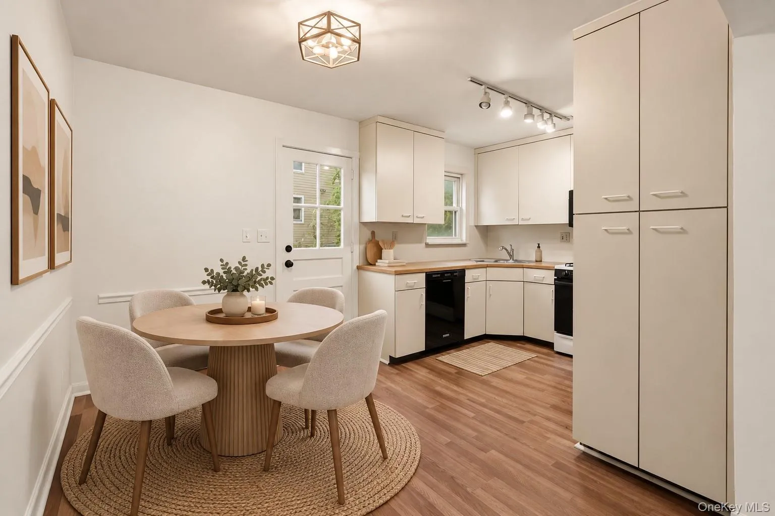 57 King Street, Greenburgh, NY, 4 Bedrooms Bedrooms, 7 Rooms Rooms,2 BathroomsBathrooms,Residential,For Rent,King,0,1052049 57 King Street, Greenburgh, NY, 4 Bedrooms Bedrooms, 7 Rooms Rooms,2 BathroomsBathrooms,Residential,For Rent,King,0,1052049