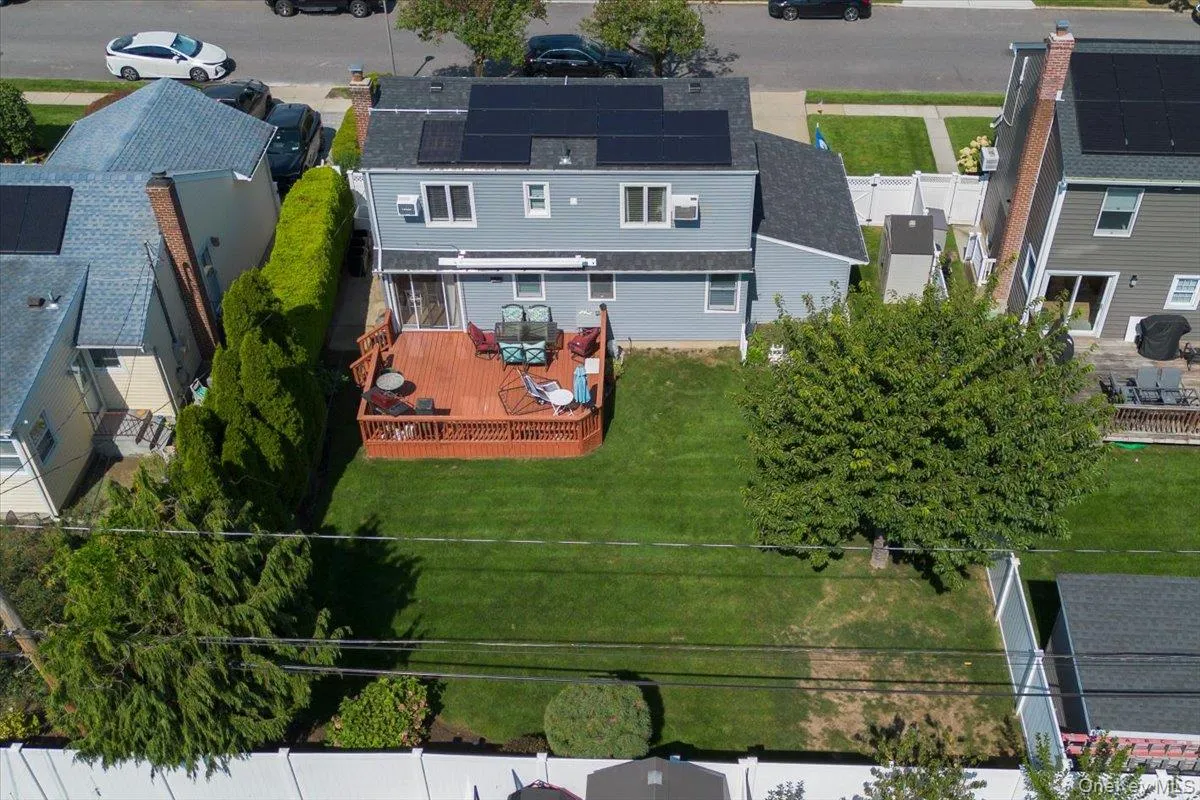 2014 Central Drive, Hempstead, NY, 3 Bedrooms Bedrooms, 6 Rooms Rooms,2 BathroomsBathrooms,Residential,For Rent,Central,0,1052052 2014 Central Drive, Hempstead, NY, 3 Bedrooms Bedrooms, 6 Rooms Rooms,2 BathroomsBathrooms,Residential,For Rent,Central,0,1052052
