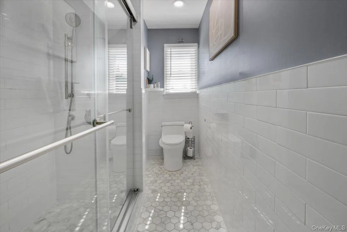 2014 Central Drive, Hempstead, NY, 3 Bedrooms Bedrooms, 6 Rooms Rooms,2 BathroomsBathrooms,Residential,For Rent,Central,0,1052052 2014 Central Drive, Hempstead, NY, 3 Bedrooms Bedrooms, 6 Rooms Rooms,2 BathroomsBathrooms,Residential,For Rent,Central,0,1052052
