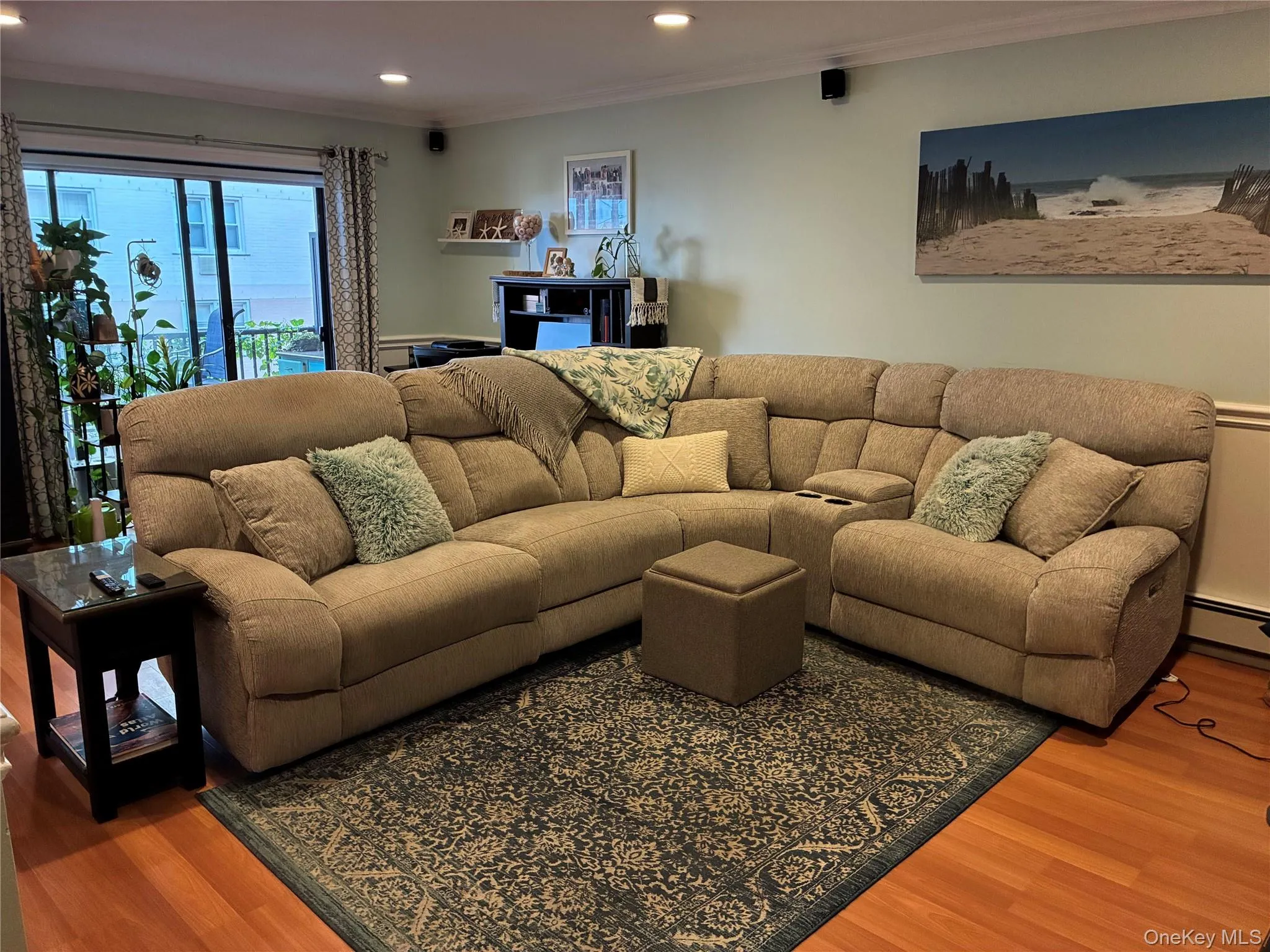 420 Shore Road, Long Beach, NY, 1 Bedroom Bedrooms, 4 Rooms Rooms,1 BathroomBathrooms,Residential,For Rent,Shore,0,1052053 420 Shore Road, Long Beach, NY, 1 Bedroom Bedrooms, 4 Rooms Rooms,1 BathroomBathrooms,Residential,For Rent,Shore,0,1052053