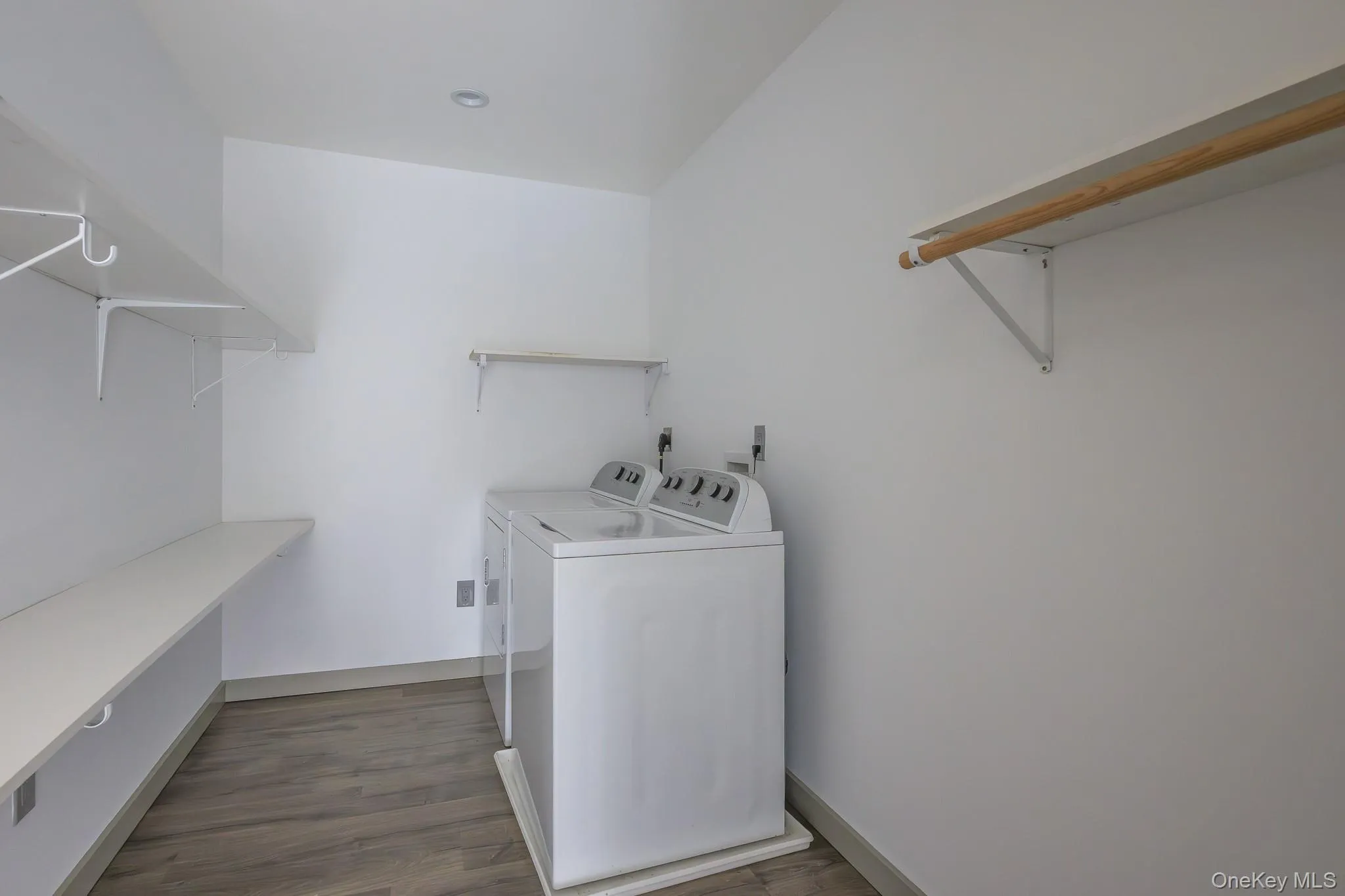 30 Ridge Lane, Hillsdale, NY, 3 Bedrooms Bedrooms, 6 Rooms Rooms,2 BathroomsBathrooms,Residential,For Rent,Ridge,0,1052067 30 Ridge Lane, Hillsdale, NY, 3 Bedrooms Bedrooms, 6 Rooms Rooms,2 BathroomsBathrooms,Residential,For Rent,Ridge,0,1052067
