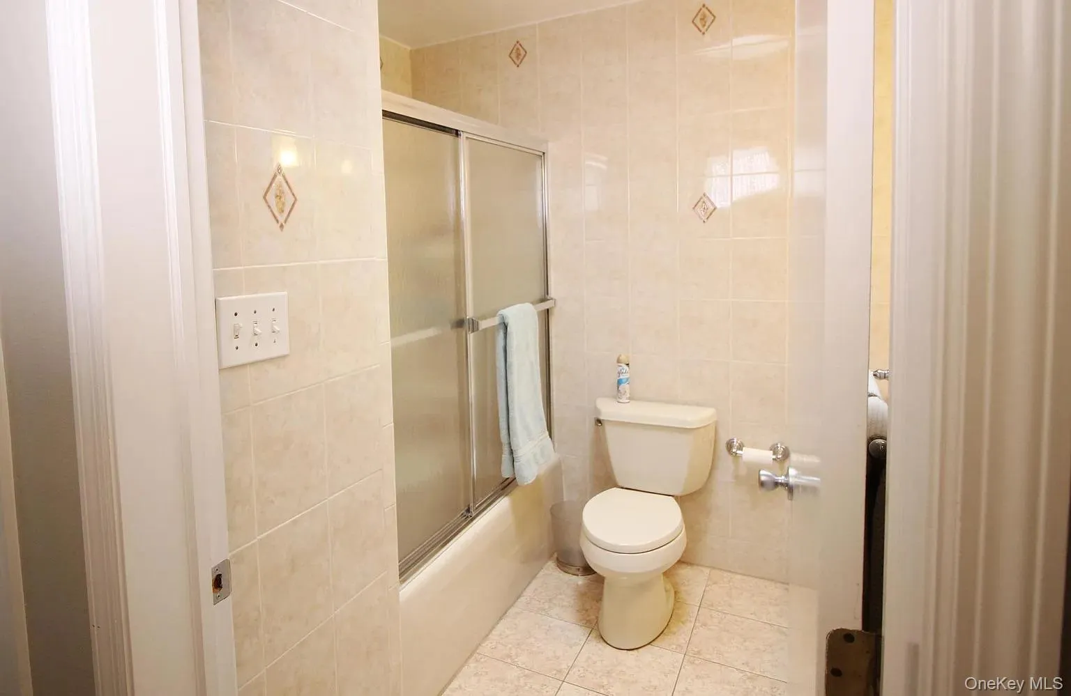 5 Meadow Drive, Carmel, NY, 3 Bedrooms Bedrooms, 7 Rooms Rooms,3 BathroomsBathrooms,Residential,For Rent,Meadow,0,1052070 5 Meadow Drive, Carmel, NY, 3 Bedrooms Bedrooms, 7 Rooms Rooms,3 BathroomsBathrooms,Residential,For Rent,Meadow,0,1052070