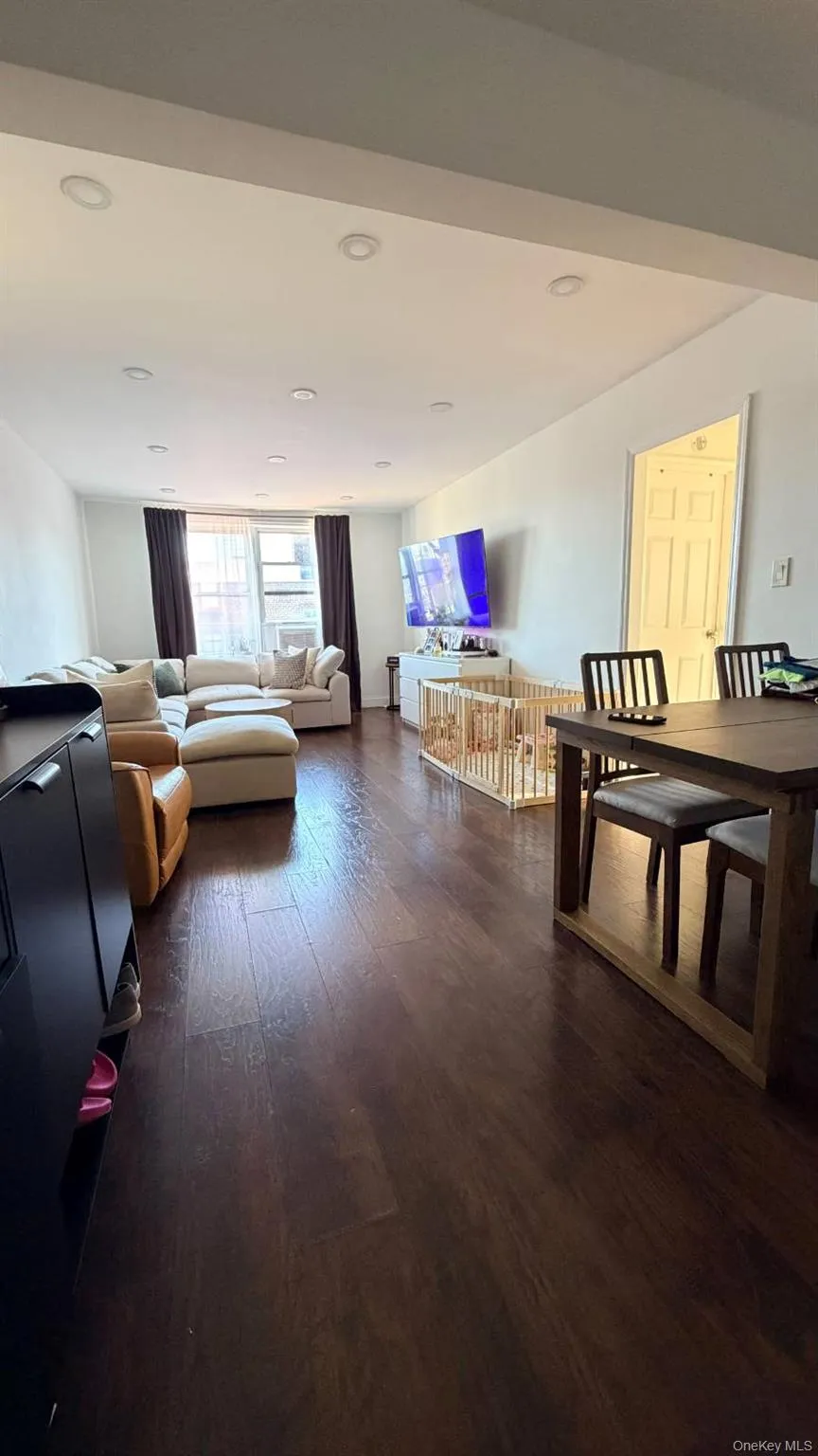 102-36 64 Avenue, New York, NY, 1 Bedroom Bedrooms, 4 Rooms Rooms,1 BathroomBathrooms,Residential Lease,For Rent,64,0,1052072 102-36 64 Avenue, New York, NY, 1 Bedroom Bedrooms, 4 Rooms Rooms,1 BathroomBathrooms,Residential Lease,For Rent,64,0,1052072