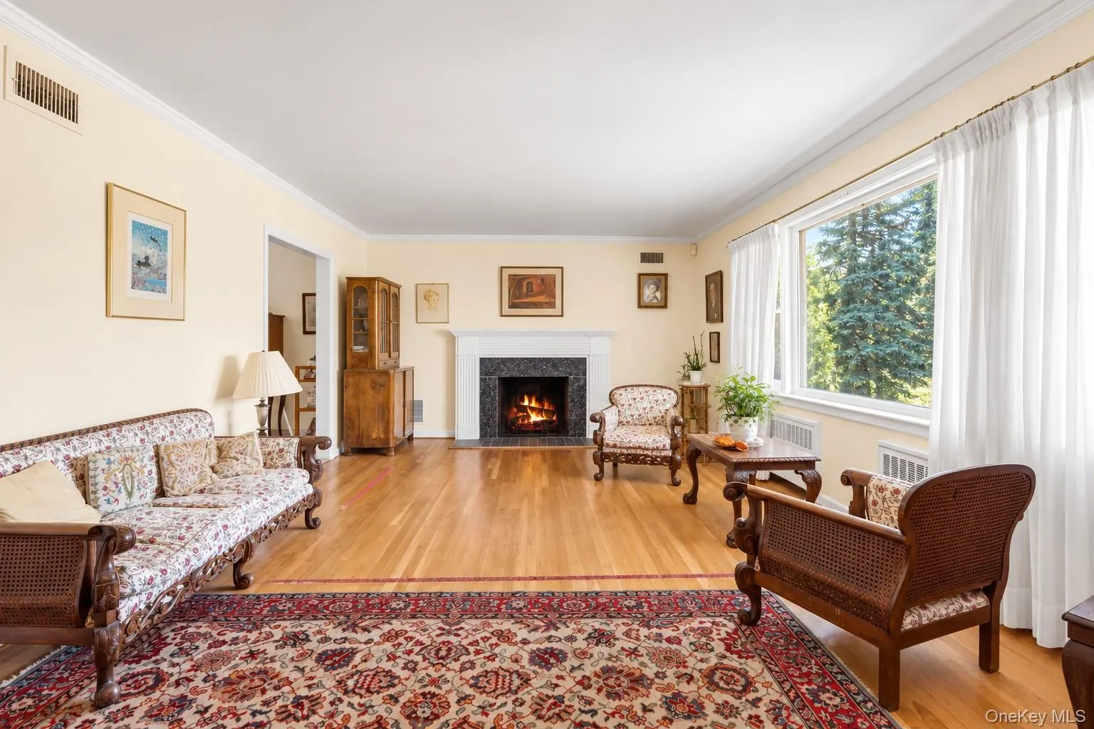 25 Manger Circle, Pelham, NY, 4 Bedrooms Bedrooms, 10 Rooms Rooms,3 BathroomsBathrooms,Residential,For Rent,Manger,0,1052076 25 Manger Circle, Pelham, NY, 4 Bedrooms Bedrooms, 10 Rooms Rooms,3 BathroomsBathrooms,Residential,For Rent,Manger,0,1052076