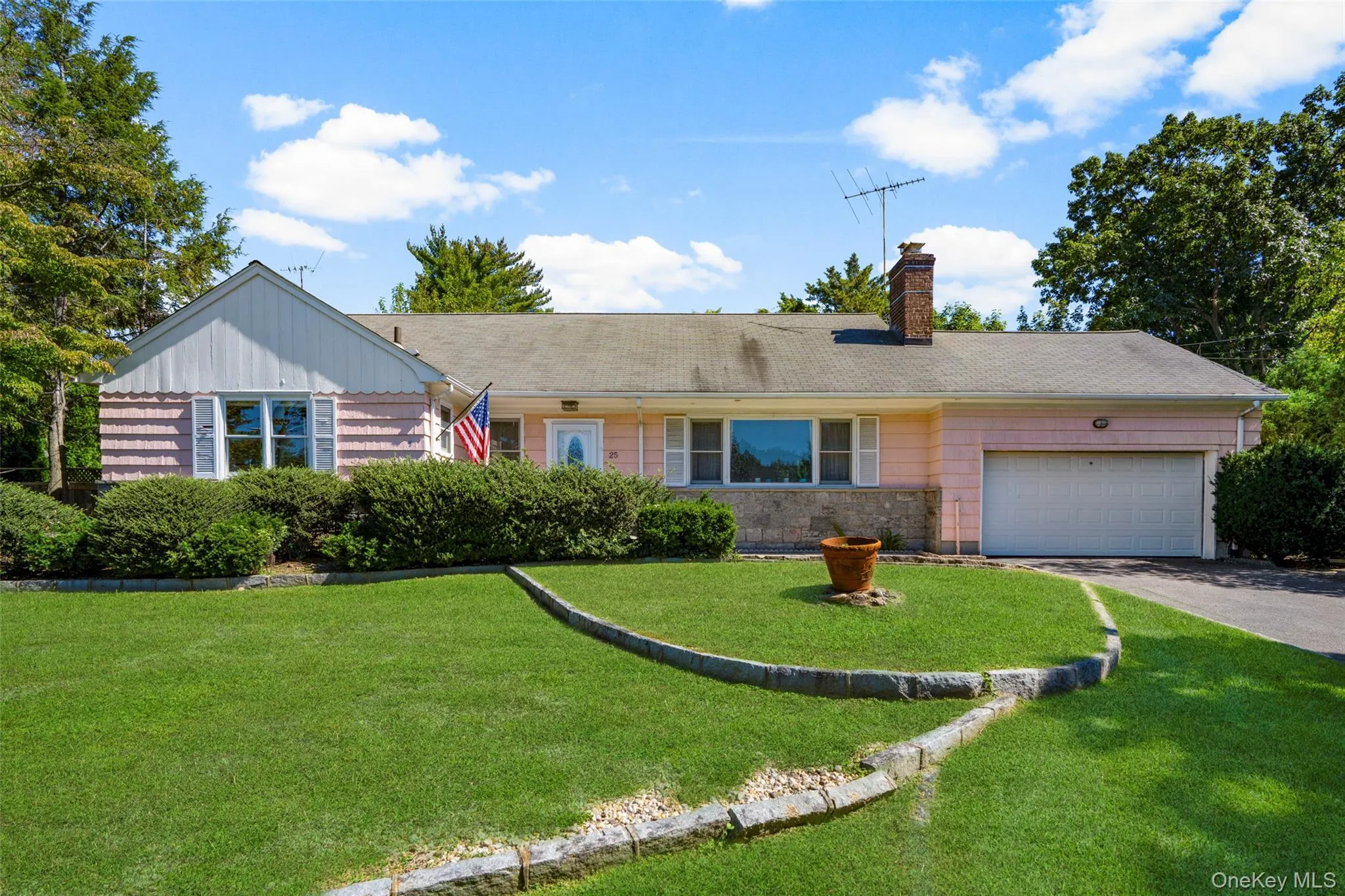 25 Manger Circle, Pelham, NY, 4 Bedrooms Bedrooms, 10 Rooms Rooms,3 BathroomsBathrooms,Residential,For Rent,Manger,0,1052076 25 Manger Circle, Pelham, NY, 4 Bedrooms Bedrooms, 10 Rooms Rooms,3 BathroomsBathrooms,Residential,For Rent,Manger,0,1052076