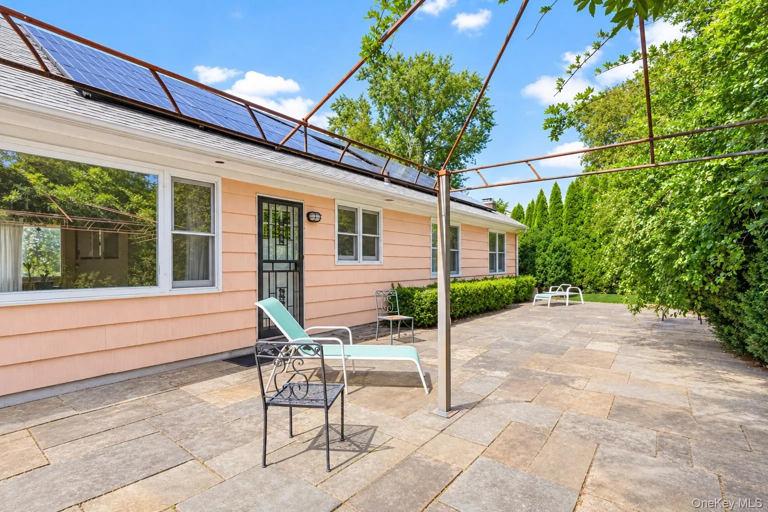 25 Manger Circle, Pelham, NY, 4 Bedrooms Bedrooms, 10 Rooms Rooms,3 BathroomsBathrooms,Residential,For Rent,Manger,0,1052076 25 Manger Circle, Pelham, NY, 4 Bedrooms Bedrooms, 10 Rooms Rooms,3 BathroomsBathrooms,Residential,For Rent,Manger,0,1052076