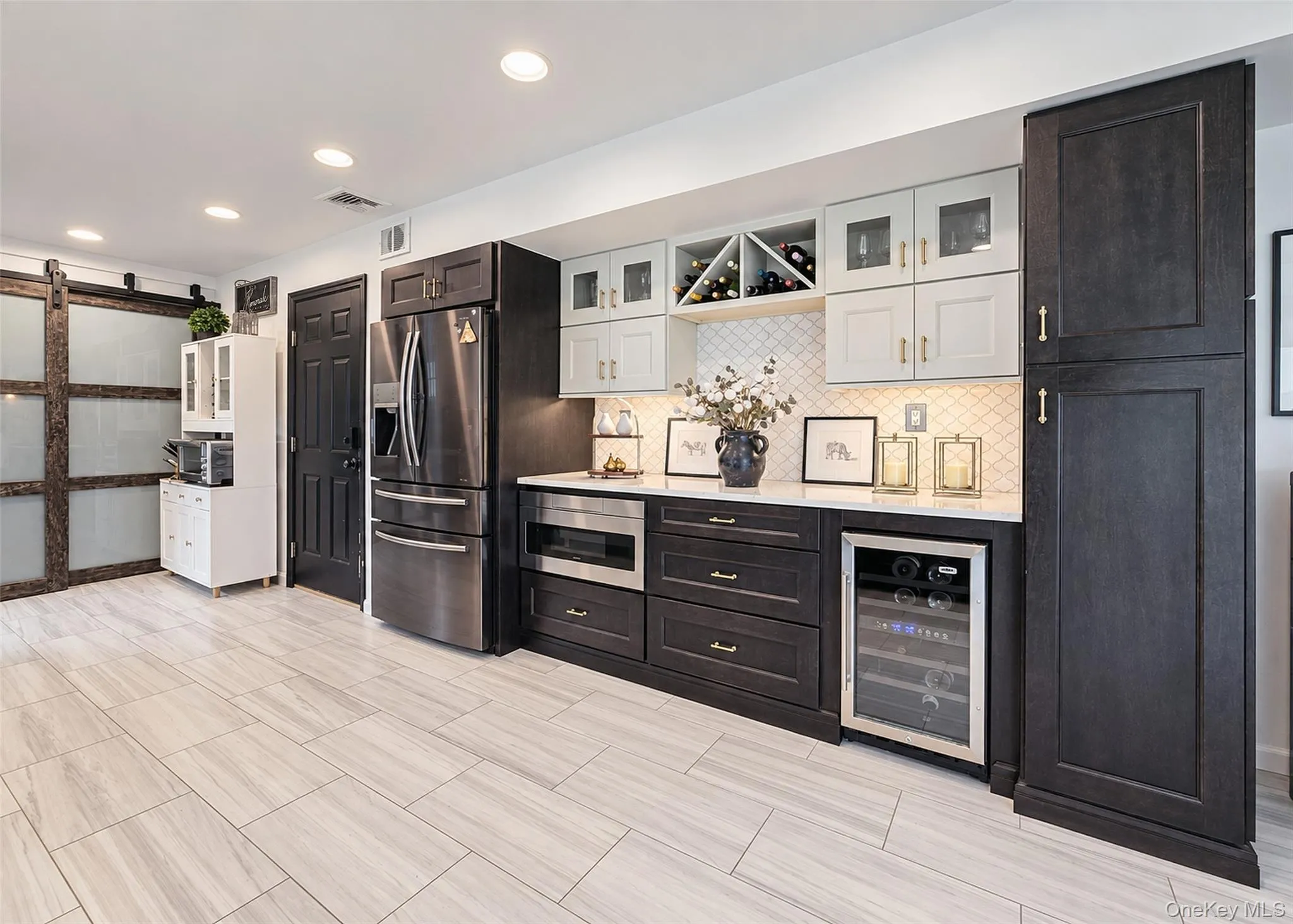 188 Glen Summer Road, Islip, NY, 5 Bedrooms Bedrooms, 7 Rooms Rooms,2 BathroomsBathrooms,Residential,For Rent,Glen Summer,0,1052078 188 Glen Summer Road, Islip, NY, 5 Bedrooms Bedrooms, 7 Rooms Rooms,2 BathroomsBathrooms,Residential,For Rent,Glen Summer,0,1052078