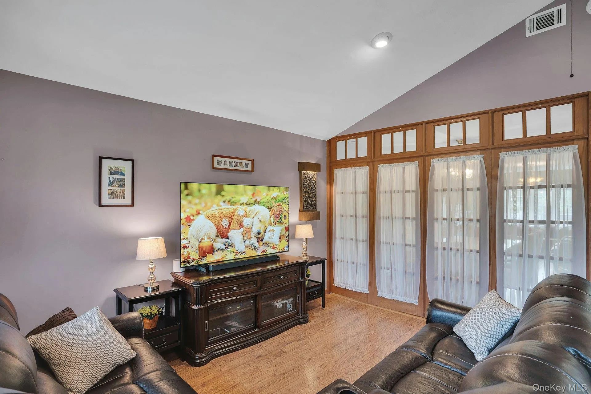 39 Pawnee Drive, Smithtown, NY, 4 Bedrooms Bedrooms, 10 Rooms Rooms,3 BathroomsBathrooms,Residential,For Rent,Pawnee,0,1052083 39 Pawnee Drive, Smithtown, NY, 4 Bedrooms Bedrooms, 10 Rooms Rooms,3 BathroomsBathrooms,Residential,For Rent,Pawnee,0,1052083