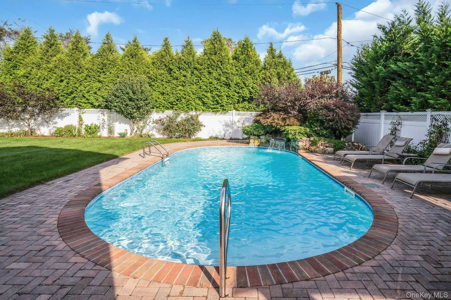 39 Pawnee Drive, Smithtown, NY, 4 Bedrooms Bedrooms, 10 Rooms Rooms,3 BathroomsBathrooms,Residential,For Rent,Pawnee,0,1052083 39 Pawnee Drive, Smithtown, NY, 4 Bedrooms Bedrooms, 10 Rooms Rooms,3 BathroomsBathrooms,Residential,For Rent,Pawnee,0,1052083