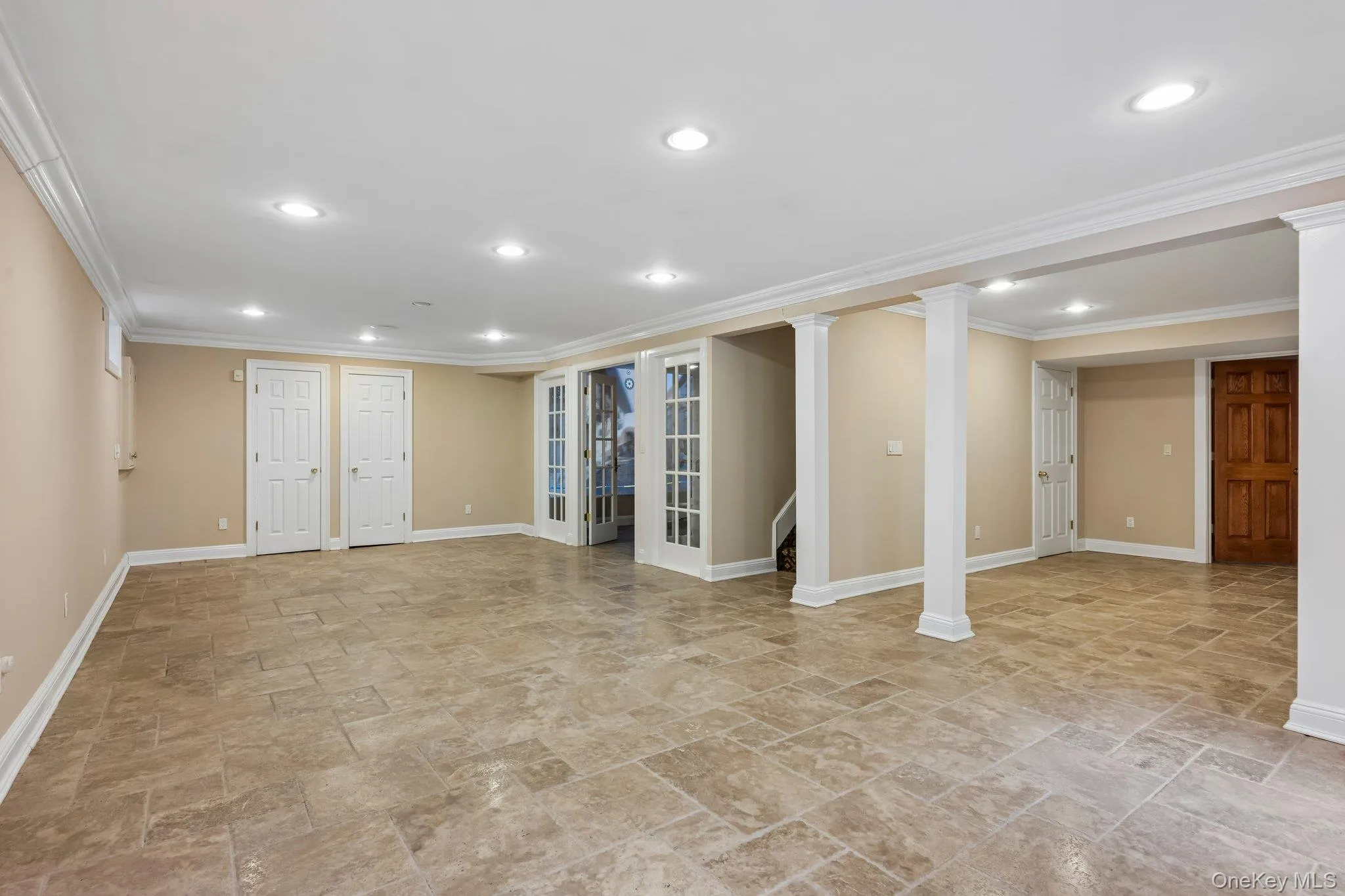 4 The Commons, Huntington, NY, 5 Bedrooms Bedrooms, 12 Rooms Rooms,5 BathroomsBathrooms,Residential,For Rent,The Commons,0,1052087 4 The Commons, Huntington, NY, 5 Bedrooms Bedrooms, 12 Rooms Rooms,5 BathroomsBathrooms,Residential,For Rent,The Commons,0,1052087
