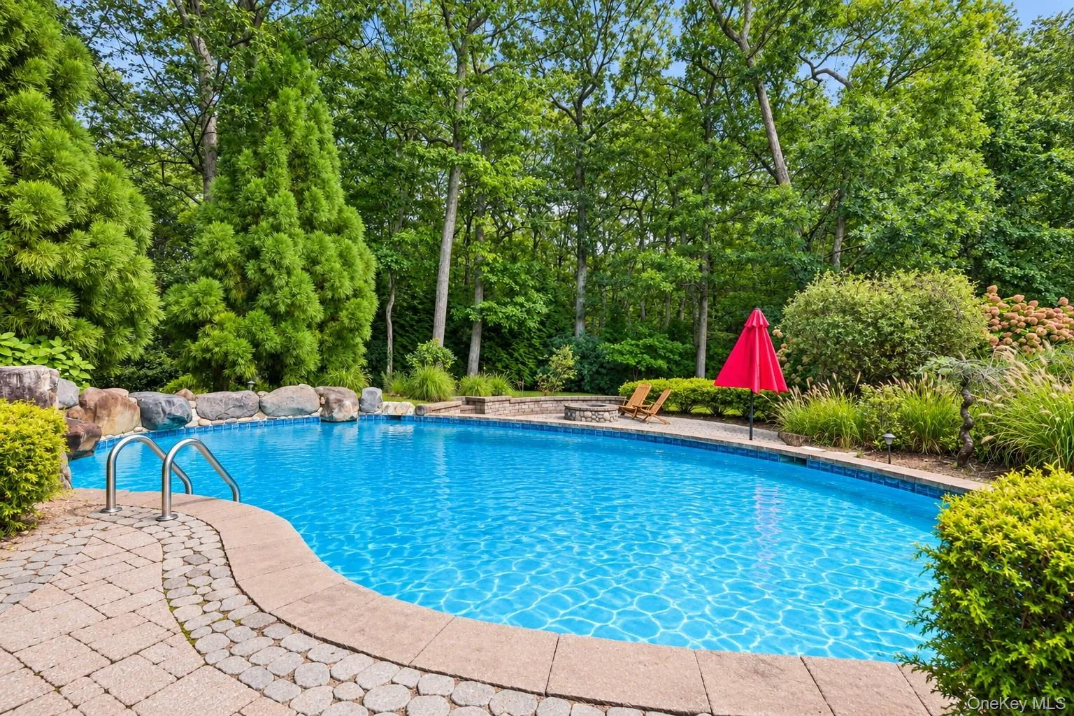 4 The Commons, Huntington, NY, 5 Bedrooms Bedrooms, 12 Rooms Rooms,5 BathroomsBathrooms,Residential,For Rent,The Commons,0,1052087 4 The Commons, Huntington, NY, 5 Bedrooms Bedrooms, 12 Rooms Rooms,5 BathroomsBathrooms,Residential,For Rent,The Commons,0,1052087