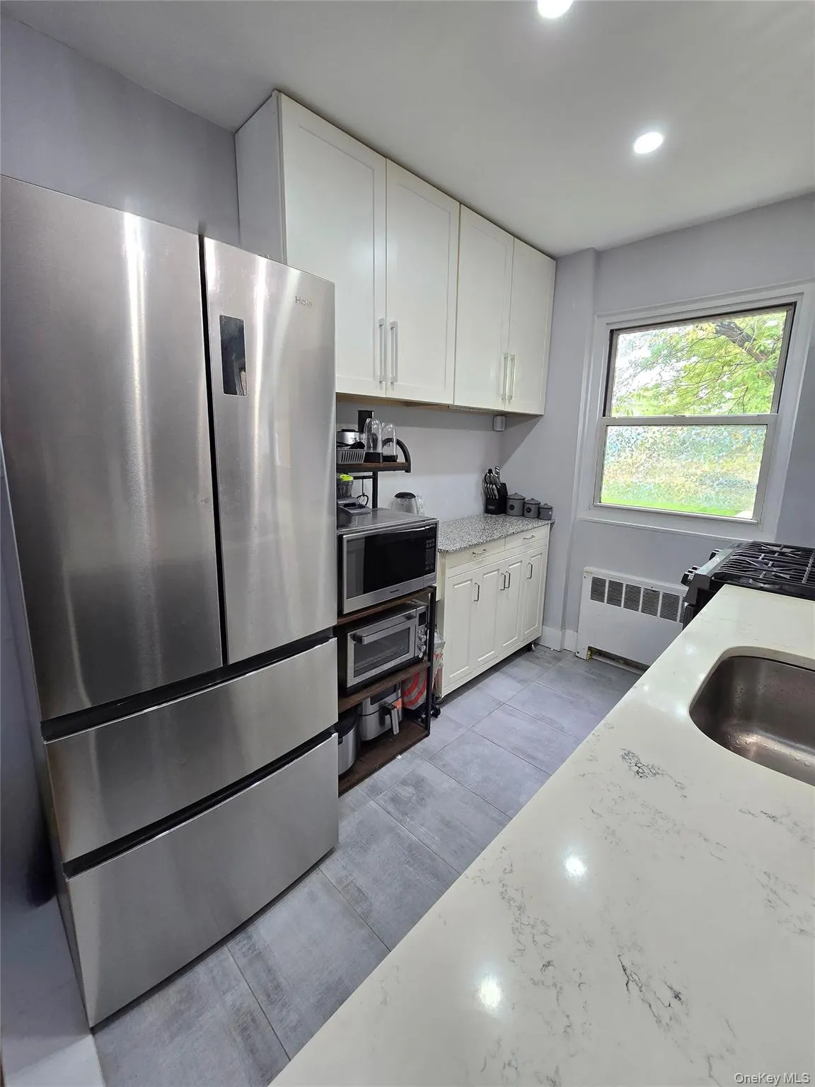 89-25 Shore Parkway, New York, NY, 1 Bedroom Bedrooms, 4 Rooms Rooms,1 BathroomBathrooms,Residential,For Rent,Shore Parkway,0,1052091 89-25 Shore Parkway, New York, NY, 1 Bedroom Bedrooms, 4 Rooms Rooms,1 BathroomBathrooms,Residential,For Rent,Shore Parkway,0,1052091