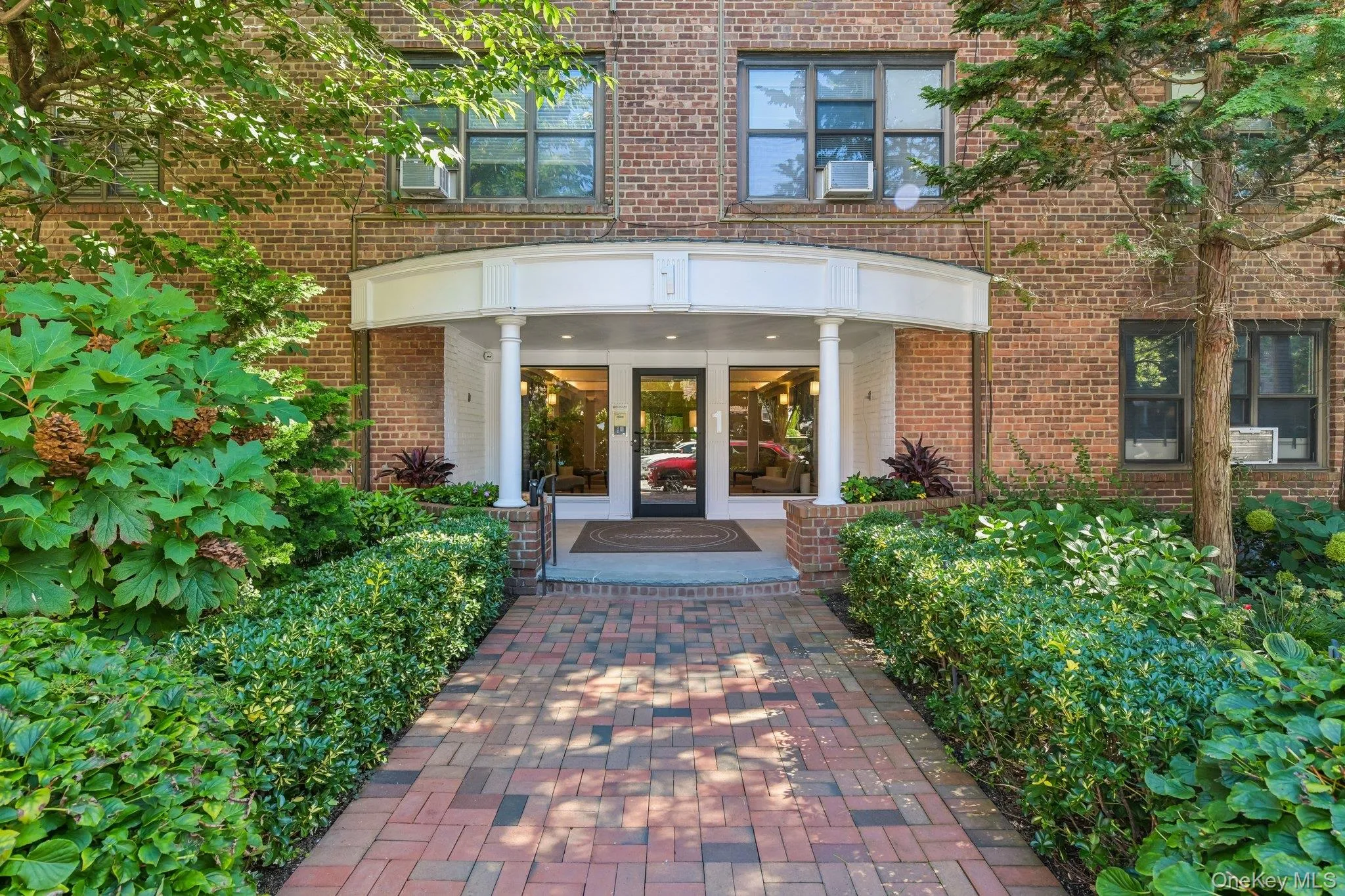 1 Town House Place, North Hempstead, NY, 1 Bedroom Bedrooms, 3 Rooms Rooms,1 BathroomBathrooms,Residential,For Rent,Town House,0,1052098 1 Town House Place, North Hempstead, NY, 1 Bedroom Bedrooms, 3 Rooms Rooms,1 BathroomBathrooms,Residential,For Rent,Town House,0,1052098