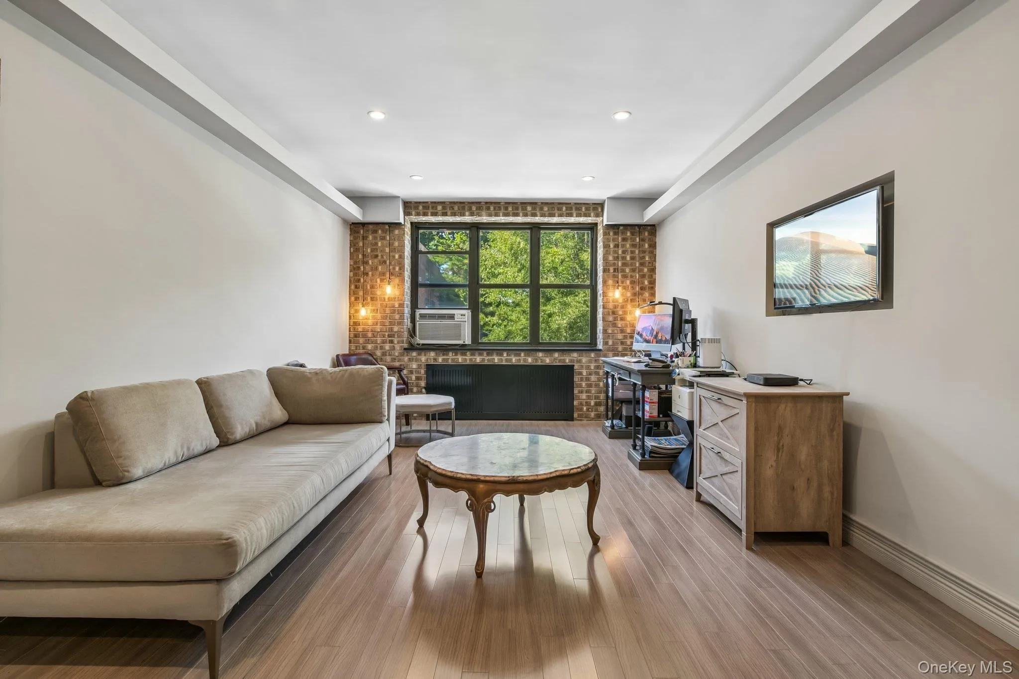 1 Town House Place, North Hempstead, NY, 1 Bedroom Bedrooms, 3 Rooms Rooms,1 BathroomBathrooms,Residential,For Rent,Town House,0,1052098 1 Town House Place, North Hempstead, NY, 1 Bedroom Bedrooms, 3 Rooms Rooms,1 BathroomBathrooms,Residential,For Rent,Town House,0,1052098