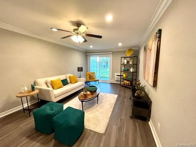 532 Terrace, Islip, NY, 2 Bedroom Bedrooms, 5 Room Rooms,1 BathroomBathrooms,Residential Lease,For Rent,Terrace,0,1052102 532 Terrace, Islip, NY, 2 Bedroom Bedrooms, 5 Room Rooms,1 BathroomBathrooms,Residential Lease,For Rent,Terrace,0,1052102