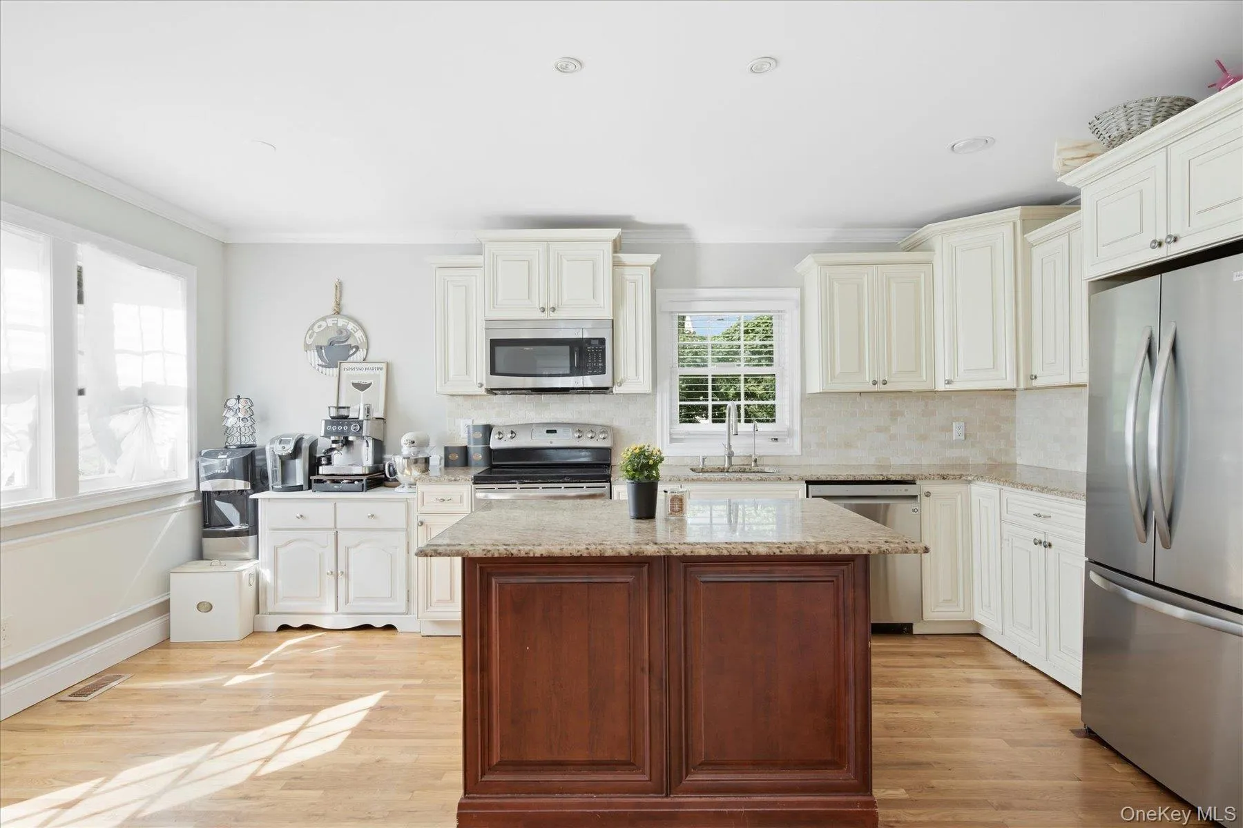 6 Hawk Road, Brookhaven, NY, 3 Bedrooms Bedrooms, 9 Rooms Rooms,2 BathroomsBathrooms,Residential,For Rent,Hawk,0,1052104 6 Hawk Road, Brookhaven, NY, 3 Bedrooms Bedrooms, 9 Rooms Rooms,2 BathroomsBathrooms,Residential,For Rent,Hawk,0,1052104