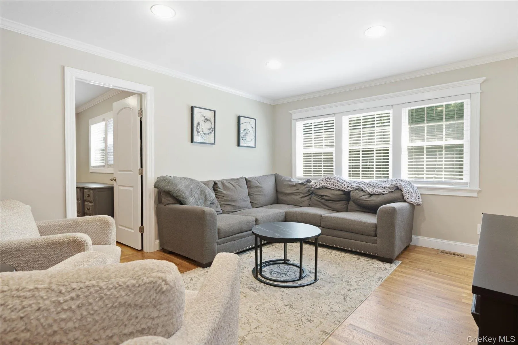 6 Hawk Road, Brookhaven, NY, 3 Bedrooms Bedrooms, 9 Rooms Rooms,2 BathroomsBathrooms,Residential,For Rent,Hawk,0,1052104 6 Hawk Road, Brookhaven, NY, 3 Bedrooms Bedrooms, 9 Rooms Rooms,2 BathroomsBathrooms,Residential,For Rent,Hawk,0,1052104