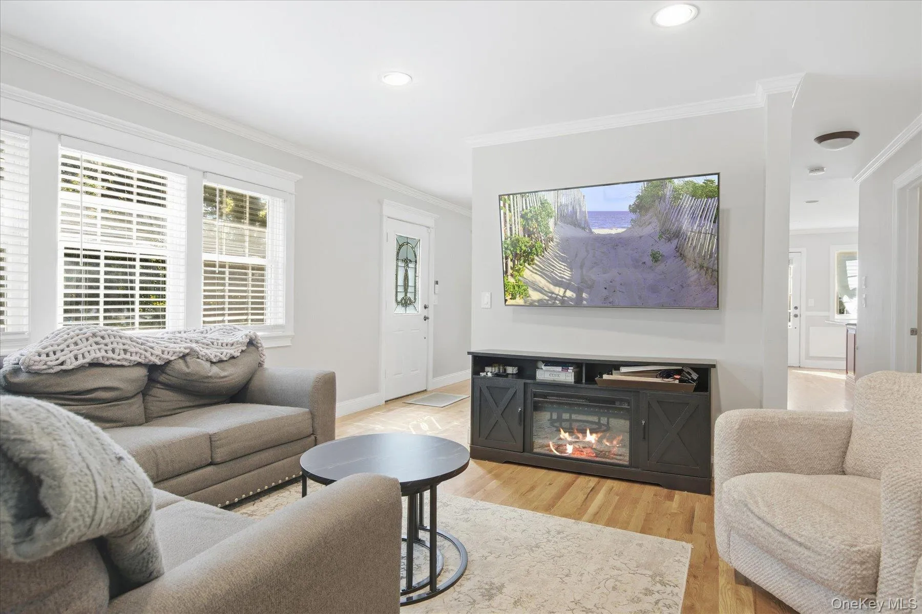 6 Hawk Road, Brookhaven, NY, 3 Bedrooms Bedrooms, 9 Rooms Rooms,2 BathroomsBathrooms,Residential,For Rent,Hawk,0,1052104 6 Hawk Road, Brookhaven, NY, 3 Bedrooms Bedrooms, 9 Rooms Rooms,2 BathroomsBathrooms,Residential,For Rent,Hawk,0,1052104