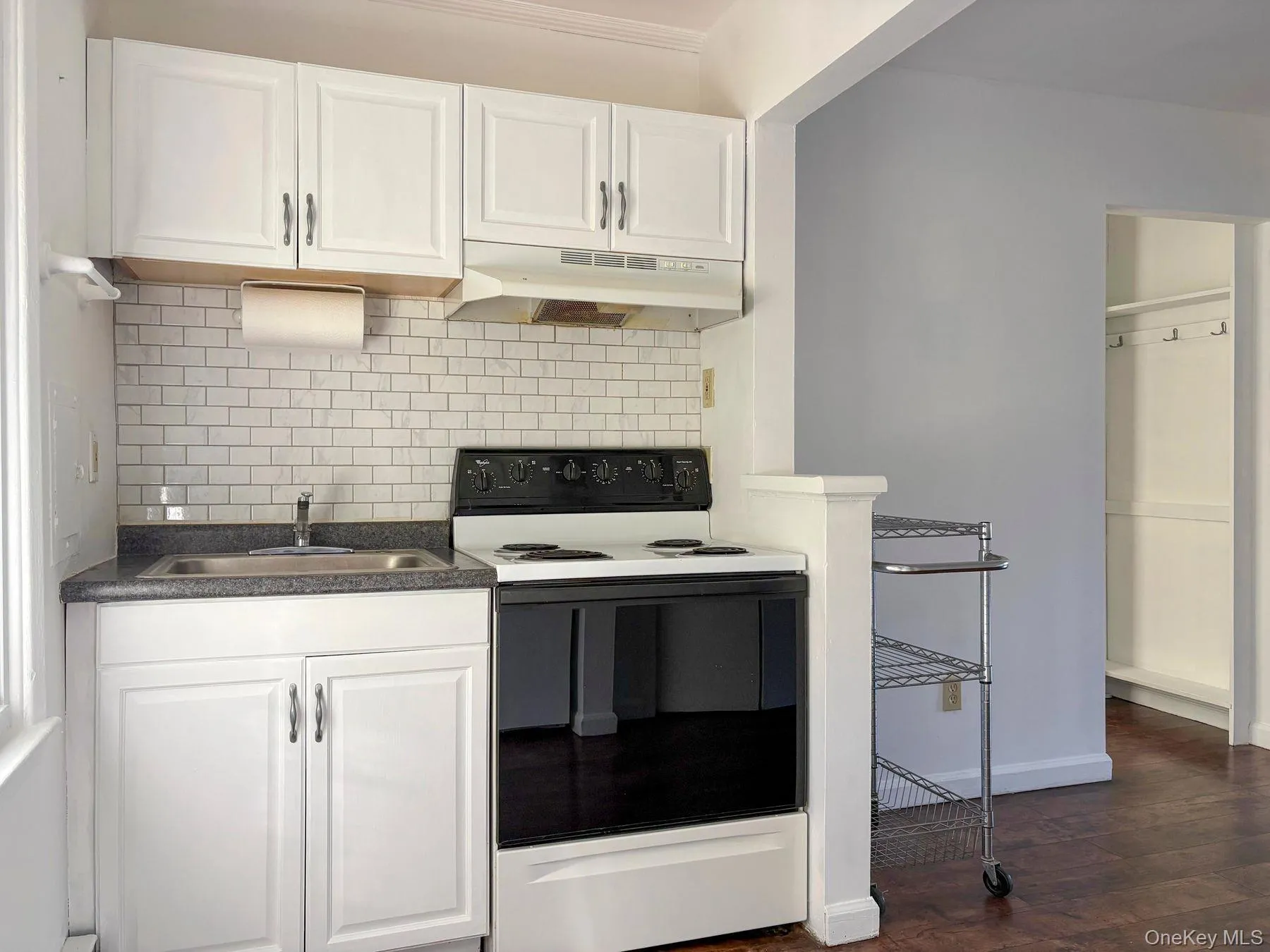 6 Huguenot Street, New Paltz, NY, 1 Bedroom Bedrooms, 3 Rooms Rooms,1 BathroomBathrooms,Residential,For Rent,Huguenot,0,1052105 6 Huguenot Street, New Paltz, NY, 1 Bedroom Bedrooms, 3 Rooms Rooms,1 BathroomBathrooms,Residential,For Rent,Huguenot,0,1052105