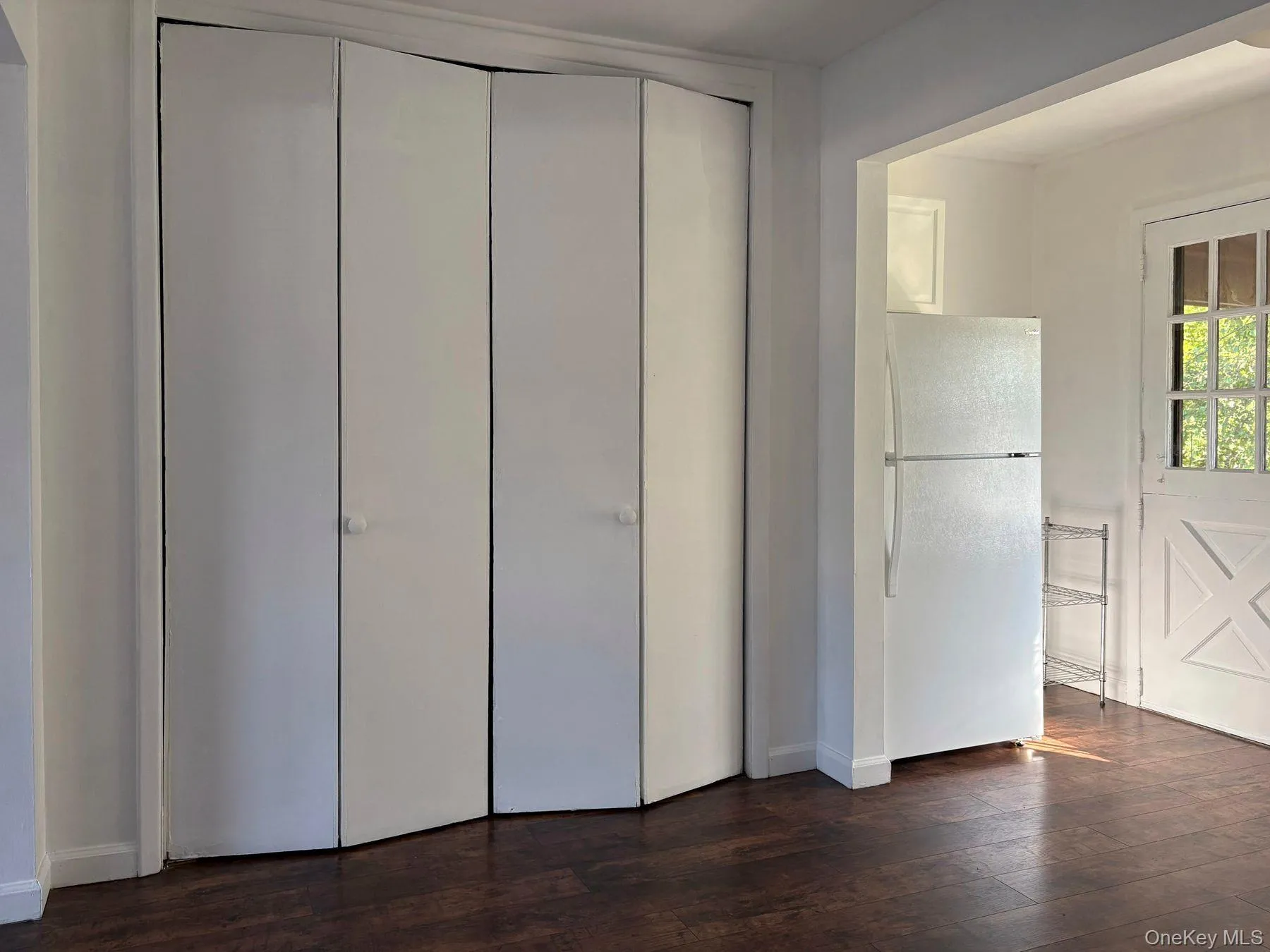 6 Huguenot Street, New Paltz, NY, 1 Bedroom Bedrooms, 3 Rooms Rooms,1 BathroomBathrooms,Residential,For Rent,Huguenot,0,1052105 6 Huguenot Street, New Paltz, NY, 1 Bedroom Bedrooms, 3 Rooms Rooms,1 BathroomBathrooms,Residential,For Rent,Huguenot,0,1052105
