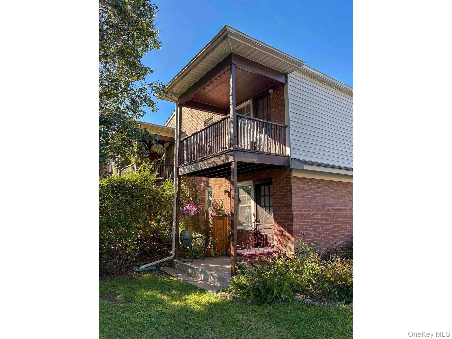 6 Huguenot Street, New Paltz, NY, 1 Bedroom Bedrooms, 3 Rooms Rooms,1 BathroomBathrooms,Residential,For Rent,Huguenot,0,1052105 6 Huguenot Street, New Paltz, NY, 1 Bedroom Bedrooms, 3 Rooms Rooms,1 BathroomBathrooms,Residential,For Rent,Huguenot,0,1052105
