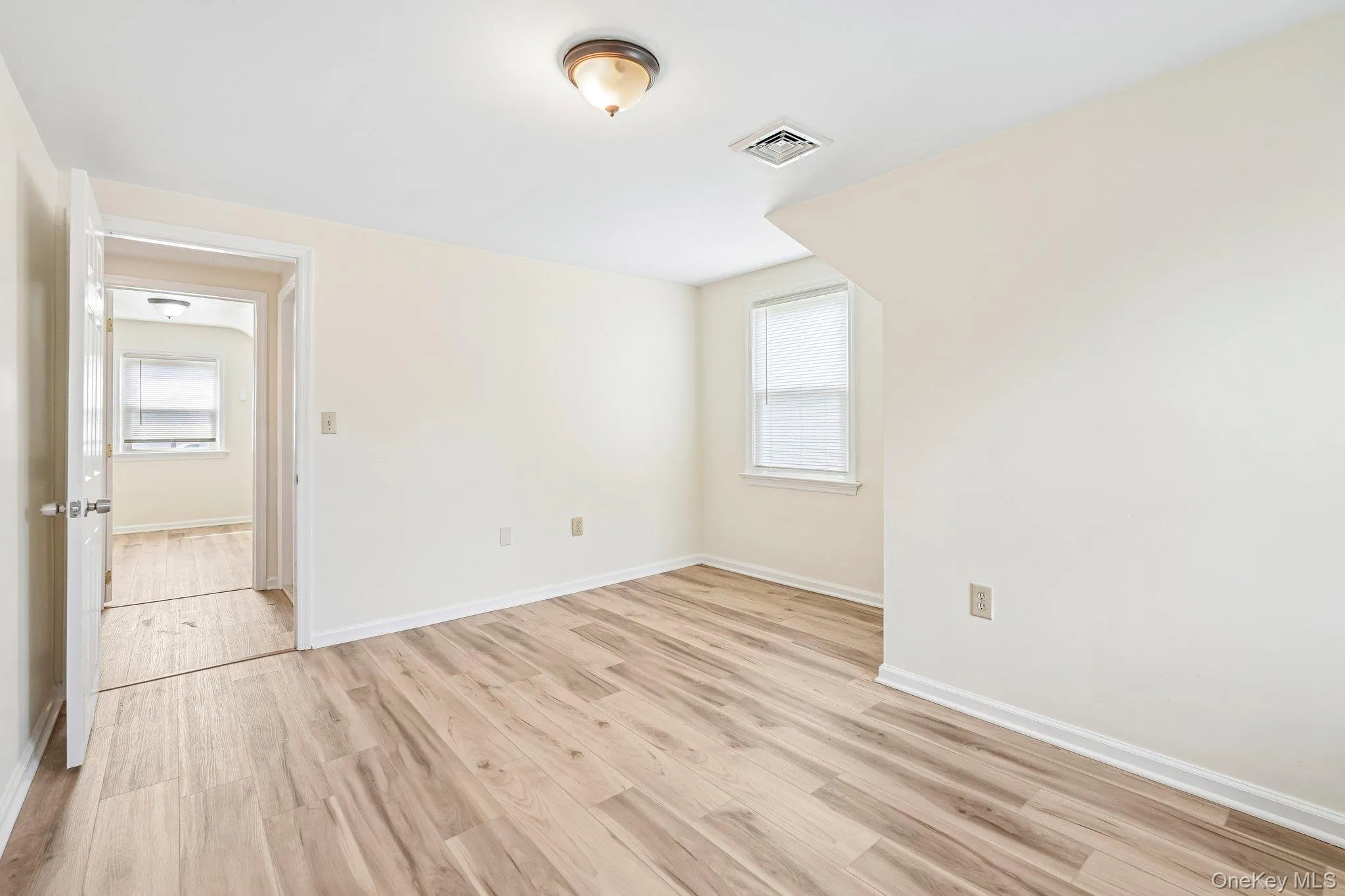 36 Route 17K, Newburgh (town), NY, 4 Bedrooms Bedrooms, 9 Rooms Rooms,3 BathroomsBathrooms,Residential Lease,For Rent,Route 17K,0,1052115 36 Route 17K, Newburgh (town), NY, 4 Bedrooms Bedrooms, 9 Rooms Rooms,3 BathroomsBathrooms,Residential Lease,For Rent,Route 17K,0,1052115
