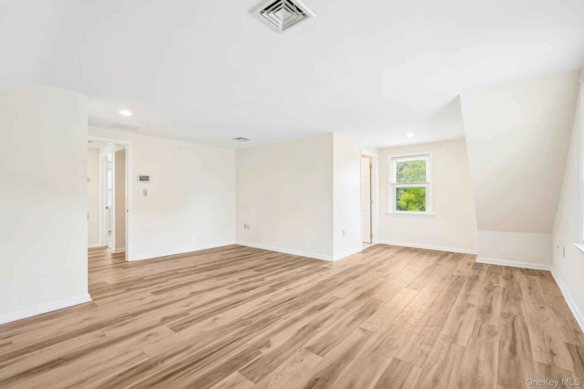 36 Route 17K, Newburgh (town), NY, 4 Bedrooms Bedrooms, 9 Rooms Rooms,3 BathroomsBathrooms,Residential Lease,For Rent,Route 17K,0,1052115 36 Route 17K, Newburgh (town), NY, 4 Bedrooms Bedrooms, 9 Rooms Rooms,3 BathroomsBathrooms,Residential Lease,For Rent,Route 17K,0,1052115