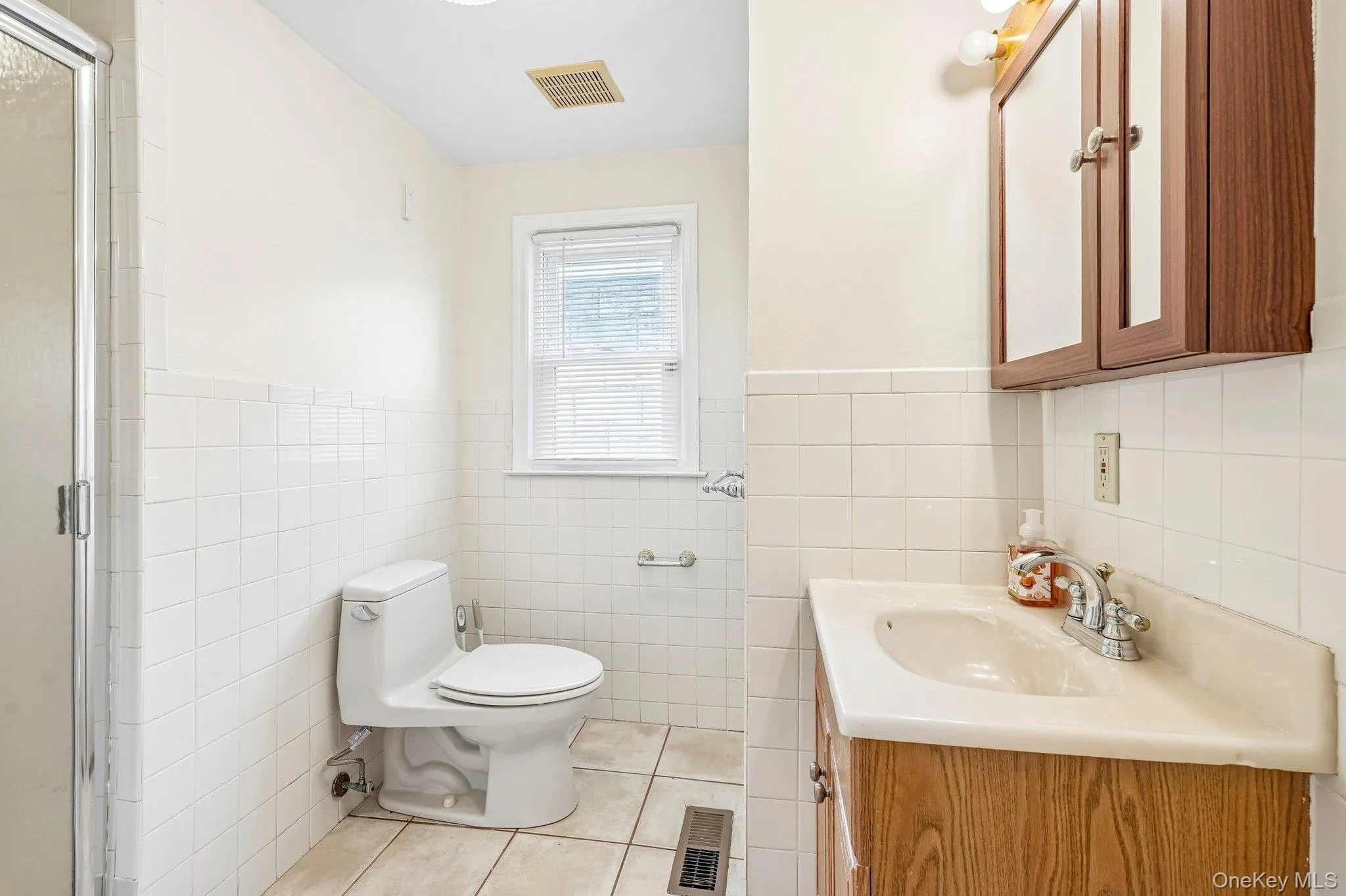36 Route 17K, Newburgh (town), NY, 4 Bedrooms Bedrooms, 9 Rooms Rooms,3 BathroomsBathrooms,Residential Lease,For Rent,Route 17K,0,1052115 36 Route 17K, Newburgh (town), NY, 4 Bedrooms Bedrooms, 9 Rooms Rooms,3 BathroomsBathrooms,Residential Lease,For Rent,Route 17K,0,1052115