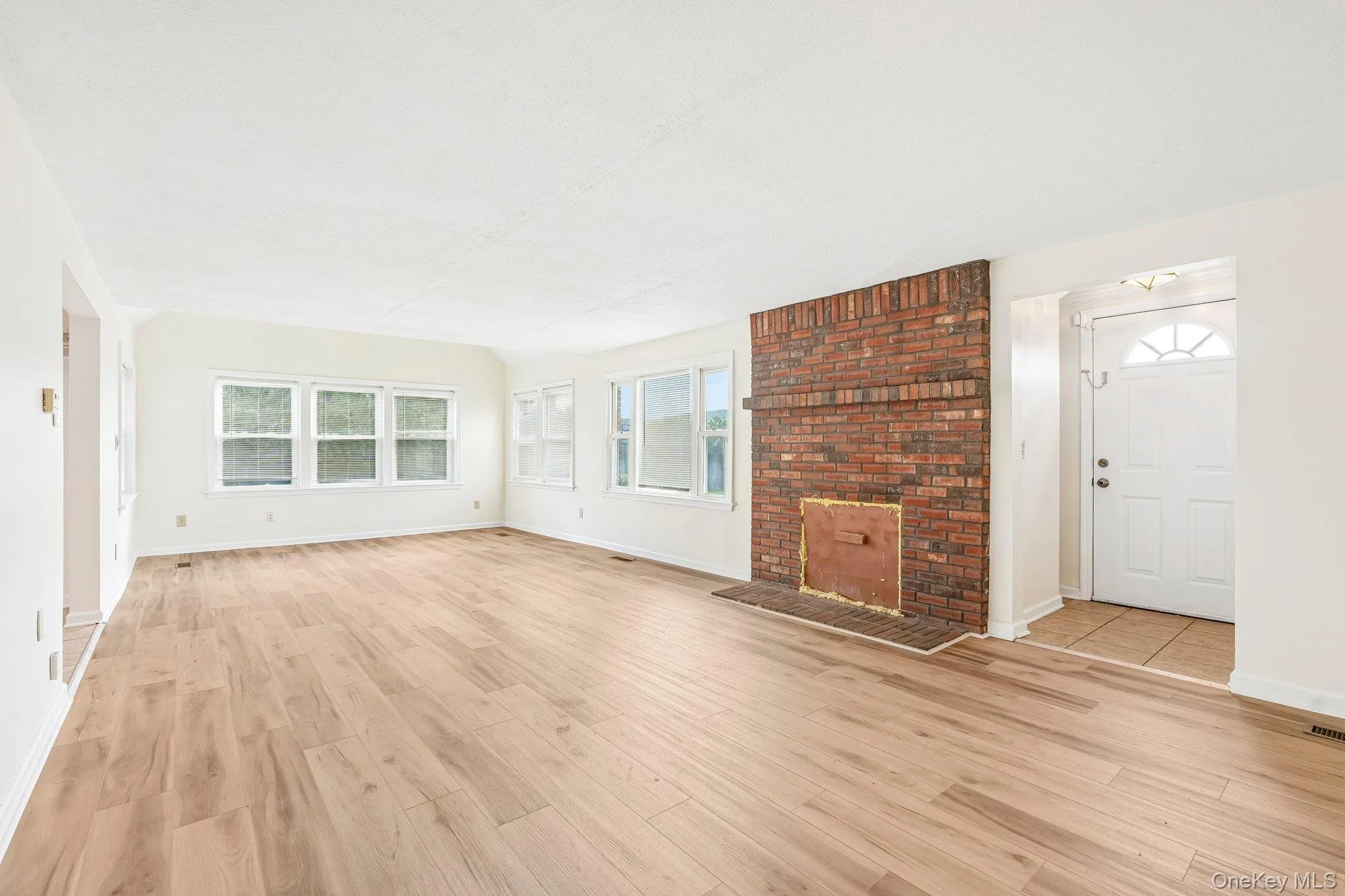 36 Route 17K, Newburgh (town), NY, 4 Bedrooms Bedrooms, 9 Rooms Rooms,3 BathroomsBathrooms,Residential Lease,For Rent,Route 17K,0,1052115 36 Route 17K, Newburgh (town), NY, 4 Bedrooms Bedrooms, 9 Rooms Rooms,3 BathroomsBathrooms,Residential Lease,For Rent,Route 17K,0,1052115