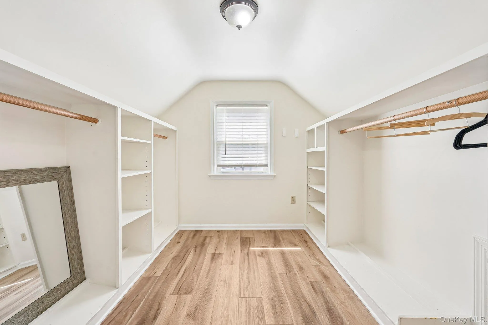 36 Route 17K, Newburgh (town), NY, 4 Bedrooms Bedrooms, 9 Rooms Rooms,3 BathroomsBathrooms,Residential Lease,For Rent,Route 17K,0,1052115 36 Route 17K, Newburgh (town), NY, 4 Bedrooms Bedrooms, 9 Rooms Rooms,3 BathroomsBathrooms,Residential Lease,For Rent,Route 17K,0,1052115