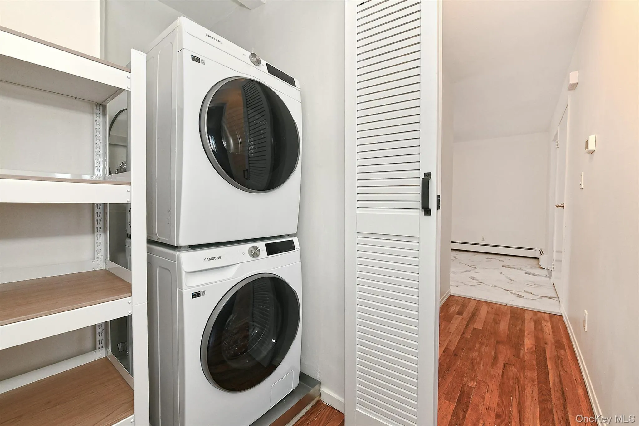 8 Harbor Hill Road, Glen Cove, NY, 2 Bedrooms Bedrooms, 6 Rooms Rooms,1 BathroomBathrooms,Residential Lease,For Rent,Harbor Hill,0,1052123 8 Harbor Hill Road, Glen Cove, NY, 2 Bedrooms Bedrooms, 6 Rooms Rooms,1 BathroomBathrooms,Residential Lease,For Rent,Harbor Hill,0,1052123
