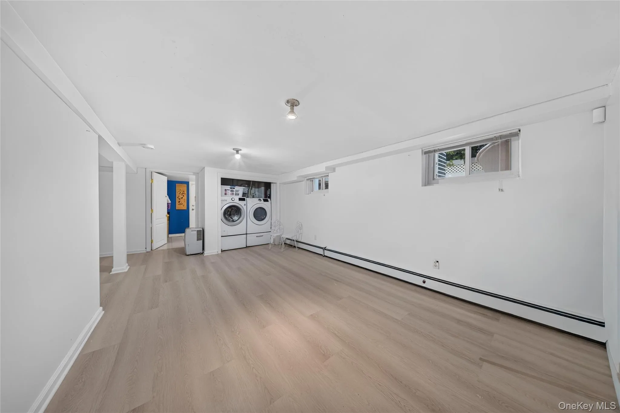 2021 Decatur Avenue, Hempstead, NY, 5 Bedrooms Bedrooms, 10 Rooms Rooms,3 BathroomsBathrooms,Residential,For Rent,Decatur,0,1052125 2021 Decatur Avenue, Hempstead, NY, 5 Bedrooms Bedrooms, 10 Rooms Rooms,3 BathroomsBathrooms,Residential,For Rent,Decatur,0,1052125