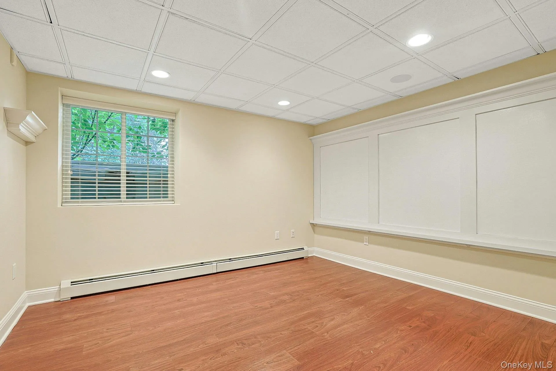 Multi-Purpose Room with Dry Erase Wall, Recessed Lighting, Built-in Speakers Multi-Purpose Room with Dry Erase Wall, Recessed Lighting, Built-in Speakers