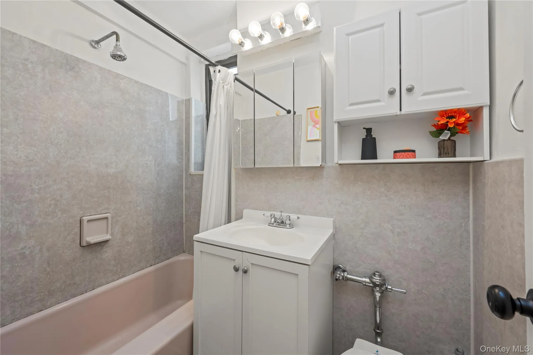 61 Oliver Street, New York, NY, 1 Bedroom Bedrooms, 4 Rooms Rooms,1 BathroomBathrooms,Residential,For Rent,Oliver,0,1052132 61 Oliver Street, New York, NY, 1 Bedroom Bedrooms, 4 Rooms Rooms,1 BathroomBathrooms,Residential,For Rent,Oliver,0,1052132