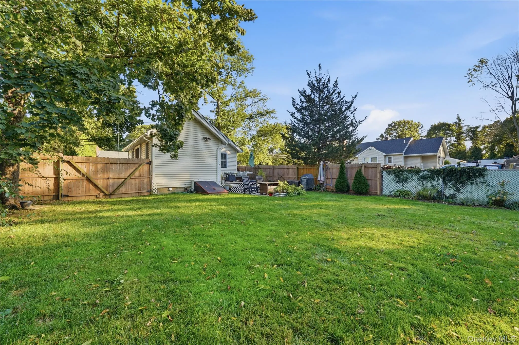 8 South Avenue, Smithtown, NY, 1 Bedroom Bedrooms, 4 Rooms Rooms,1 BathroomBathrooms,Residential,For Rent,South,0,1052134 8 South Avenue, Smithtown, NY, 1 Bedroom Bedrooms, 4 Rooms Rooms,1 BathroomBathrooms,Residential,For Rent,South,0,1052134