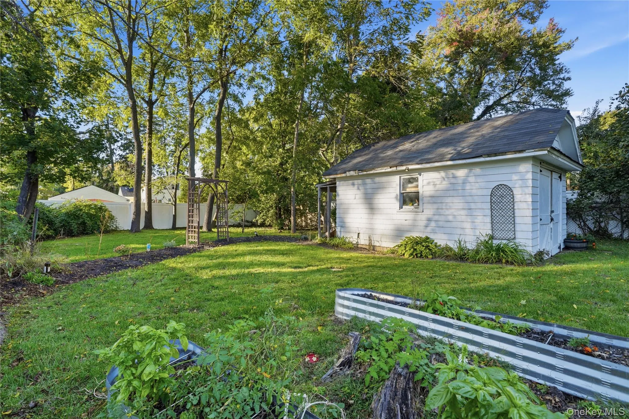 8 South Avenue, Smithtown, NY, 1 Bedroom Bedrooms, 4 Rooms Rooms,1 BathroomBathrooms,Residential,For Rent,South,0,1052134 8 South Avenue, Smithtown, NY, 1 Bedroom Bedrooms, 4 Rooms Rooms,1 BathroomBathrooms,Residential,For Rent,South,0,1052134