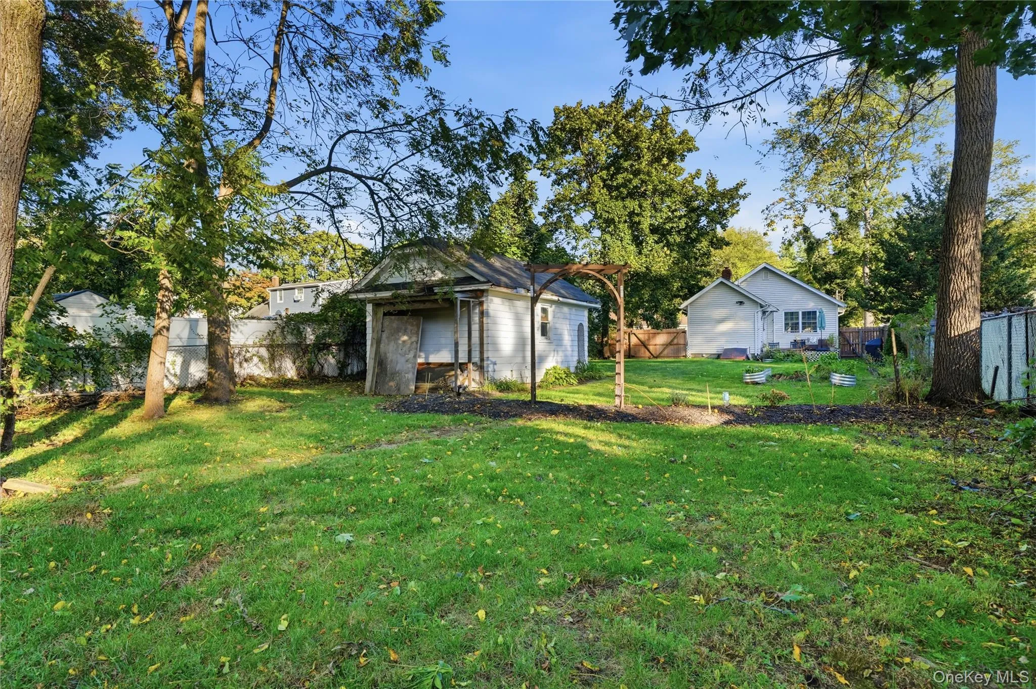 8 South Avenue, Smithtown, NY, 1 Bedroom Bedrooms, 4 Rooms Rooms,1 BathroomBathrooms,Residential,For Rent,South,0,1052134 8 South Avenue, Smithtown, NY, 1 Bedroom Bedrooms, 4 Rooms Rooms,1 BathroomBathrooms,Residential,For Rent,South,0,1052134