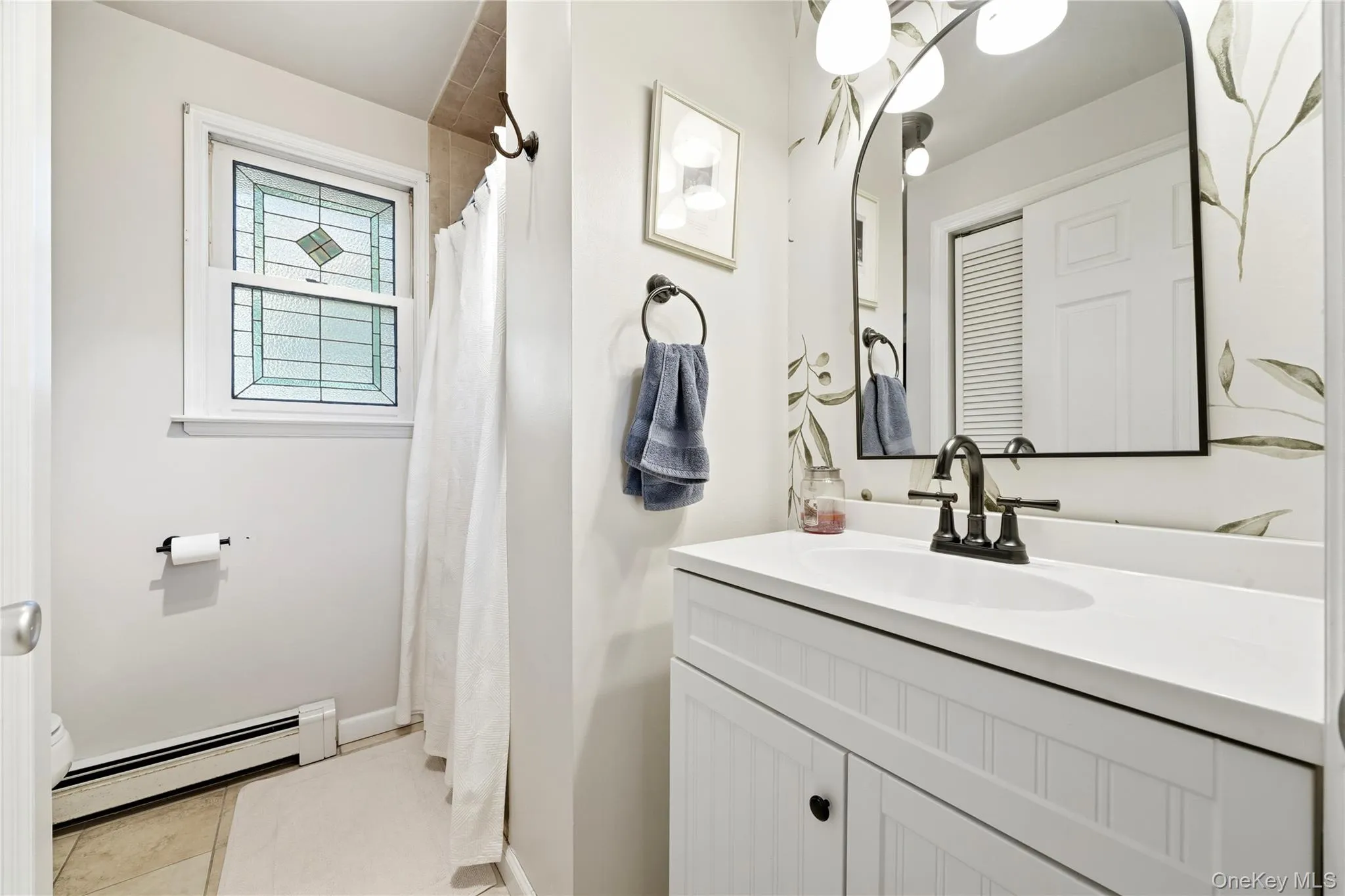 8 South Avenue, Smithtown, NY, 1 Bedroom Bedrooms, 4 Rooms Rooms,1 BathroomBathrooms,Residential,For Rent,South,0,1052134 8 South Avenue, Smithtown, NY, 1 Bedroom Bedrooms, 4 Rooms Rooms,1 BathroomBathrooms,Residential,For Rent,South,0,1052134