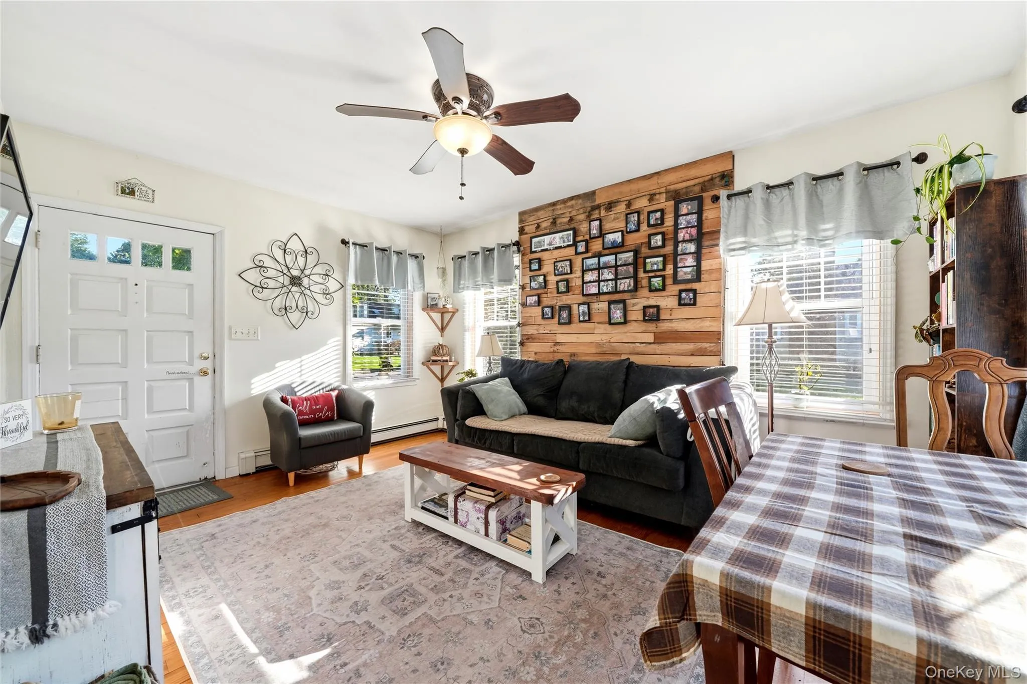 8 South Avenue, Smithtown, NY, 1 Bedroom Bedrooms, 4 Rooms Rooms,1 BathroomBathrooms,Residential,For Rent,South,0,1052134 8 South Avenue, Smithtown, NY, 1 Bedroom Bedrooms, 4 Rooms Rooms,1 BathroomBathrooms,Residential,For Rent,South,0,1052134