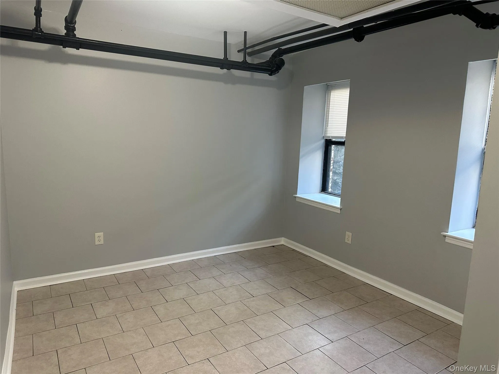 675 Main Street, New Rochelle, NY, 2 Bedrooms Bedrooms, 4 Rooms Rooms,1 BathroomBathrooms,Residential Lease,For Rent,Main,0,1052135 675 Main Street, New Rochelle, NY, 2 Bedrooms Bedrooms, 4 Rooms Rooms,1 BathroomBathrooms,Residential Lease,For Rent,Main,0,1052135