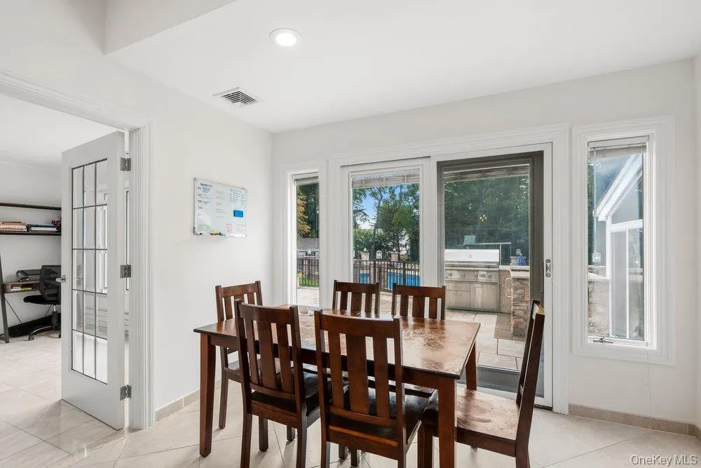 135 Hickman Street, Oyster Bay, NY, 5 Bedrooms Bedrooms, 9 Rooms Rooms,3 BathroomsBathrooms,Residential,For Rent,Hickman,0,1052143 135 Hickman Street, Oyster Bay, NY, 5 Bedrooms Bedrooms, 9 Rooms Rooms,3 BathroomsBathrooms,Residential,For Rent,Hickman,0,1052143