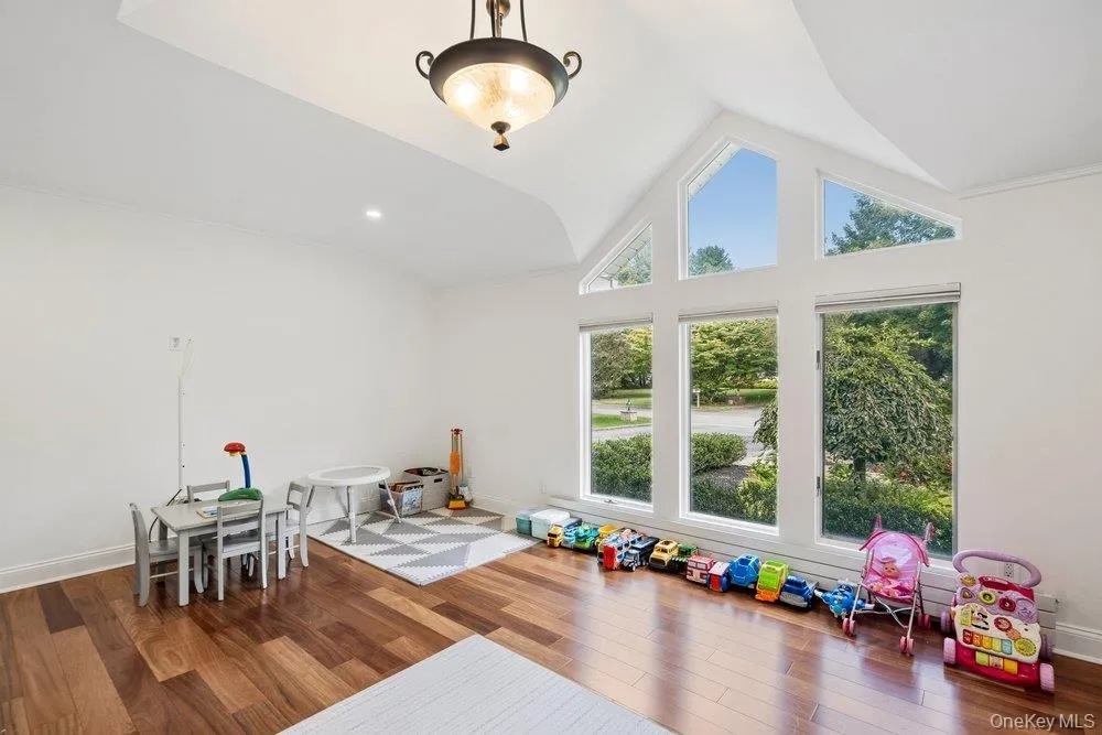 135 Hickman Street, Oyster Bay, NY, 5 Bedrooms Bedrooms, 9 Rooms Rooms,3 BathroomsBathrooms,Residential,For Rent,Hickman,0,1052143 135 Hickman Street, Oyster Bay, NY, 5 Bedrooms Bedrooms, 9 Rooms Rooms,3 BathroomsBathrooms,Residential,For Rent,Hickman,0,1052143