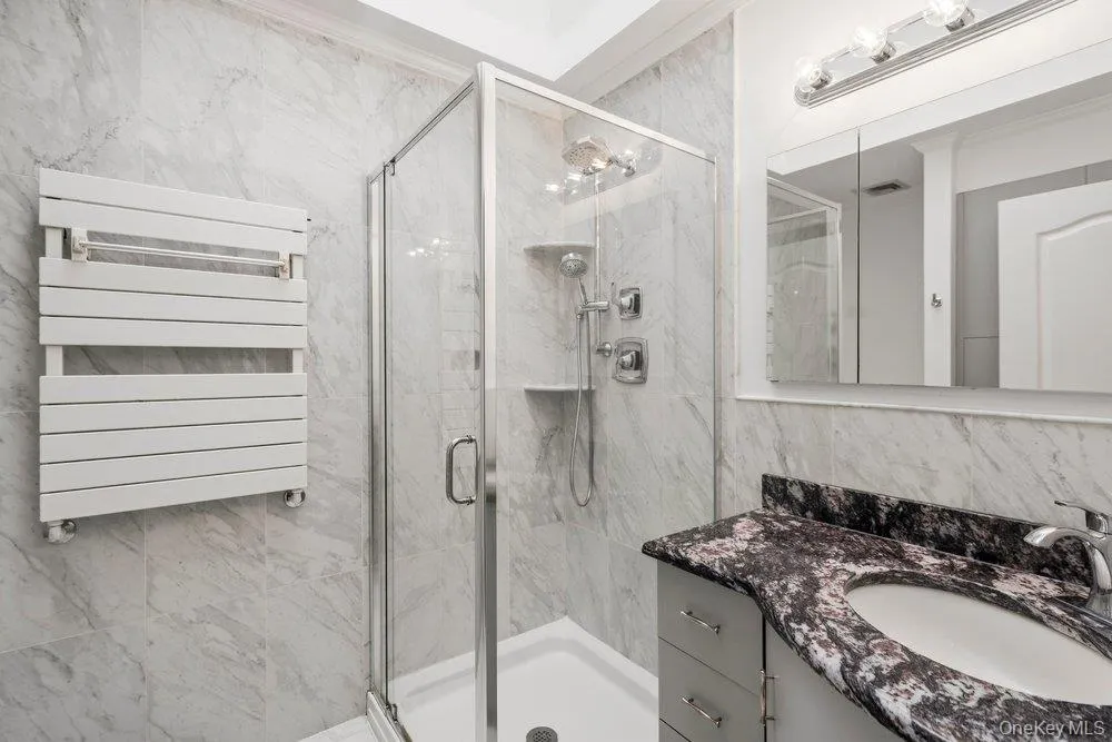 135 Hickman Street, Oyster Bay, NY, 5 Bedrooms Bedrooms, 9 Rooms Rooms,3 BathroomsBathrooms,Residential,For Rent,Hickman,0,1052143 135 Hickman Street, Oyster Bay, NY, 5 Bedrooms Bedrooms, 9 Rooms Rooms,3 BathroomsBathrooms,Residential,For Rent,Hickman,0,1052143