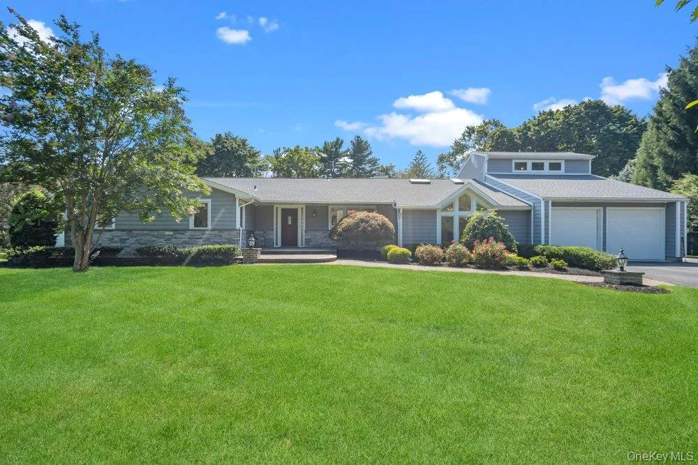 135 Hickman Street, Oyster Bay, NY, 5 Bedrooms Bedrooms, 9 Rooms Rooms,3 BathroomsBathrooms,Residential,For Rent,Hickman,0,1052143 135 Hickman Street, Oyster Bay, NY, 5 Bedrooms Bedrooms, 9 Rooms Rooms,3 BathroomsBathrooms,Residential,For Rent,Hickman,0,1052143