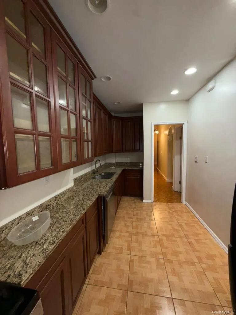 409 32nd Street, New York, NY, 3 Bedroom Bedrooms, 6 Room Rooms,1 BathroomBathrooms,Residential Lease,For Rent,32nd,0,1052152 409 32nd Street, New York, NY, 3 Bedroom Bedrooms, 6 Room Rooms,1 BathroomBathrooms,Residential Lease,For Rent,32nd,0,1052152