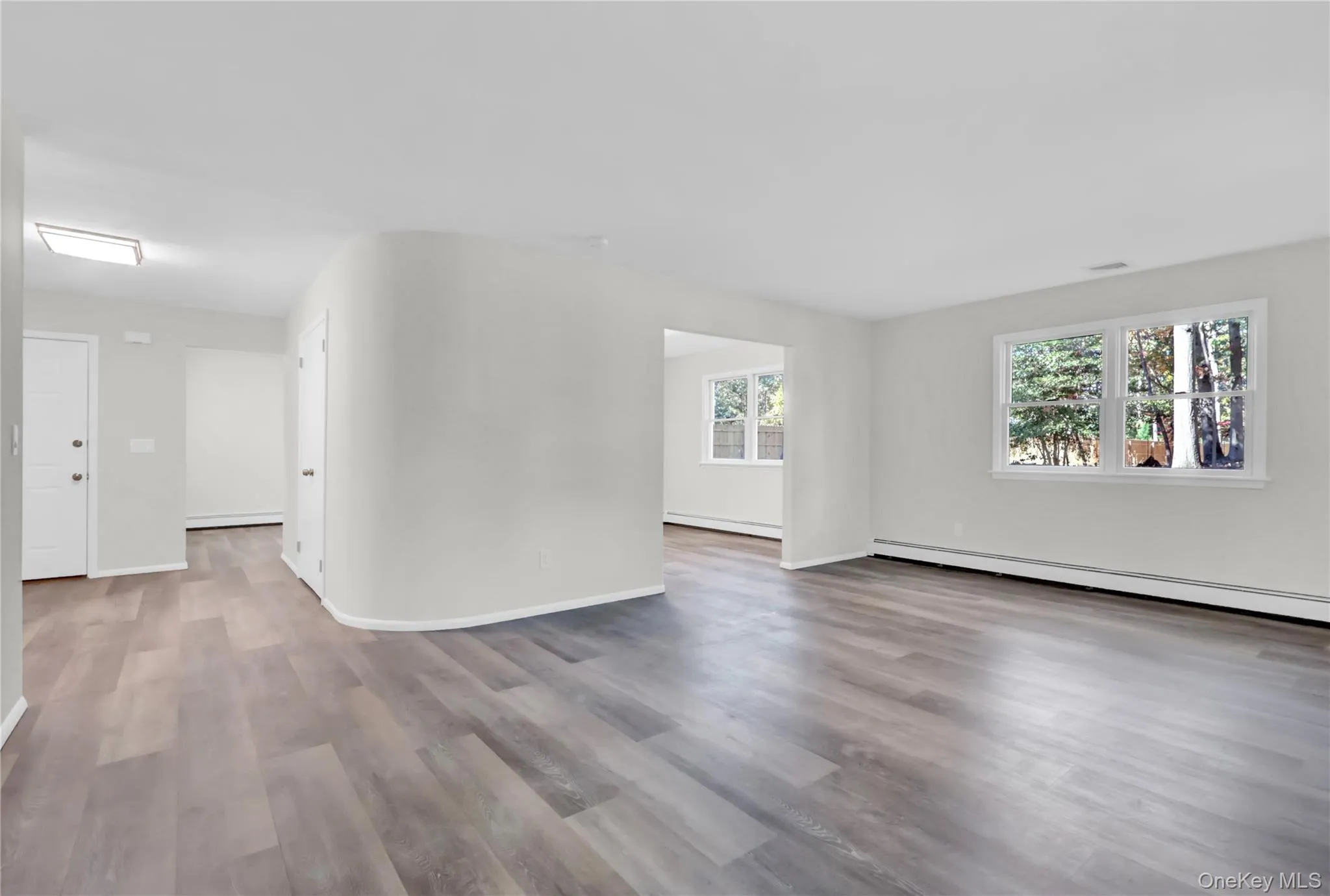 7 Canterbury Court, Brookhaven, NY, 3 Bedrooms Bedrooms, 7 Rooms Rooms,2 BathroomsBathrooms,Residential Lease,For Rent,Canterbury,0,1052156 7 Canterbury Court, Brookhaven, NY, 3 Bedrooms Bedrooms, 7 Rooms Rooms,2 BathroomsBathrooms,Residential Lease,For Rent,Canterbury,0,1052156