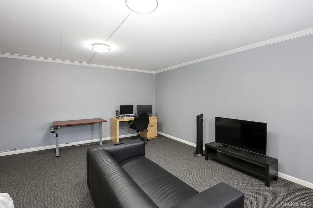 100 Clinton Avenue, Hempstead, NY, 3 Rooms Rooms,1 BathroomBathrooms,Residential Lease,For Rent,Clinton,0,1052157 100 Clinton Avenue, Hempstead, NY, 3 Rooms Rooms,1 BathroomBathrooms,Residential Lease,For Rent,Clinton,0,1052157