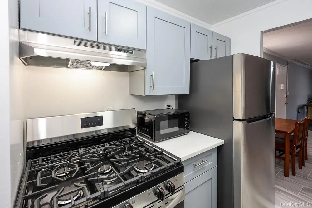 100 Clinton Avenue, Hempstead, NY, 3 Rooms Rooms,1 BathroomBathrooms,Residential Lease,For Rent,Clinton,0,1052157 100 Clinton Avenue, Hempstead, NY, 3 Rooms Rooms,1 BathroomBathrooms,Residential Lease,For Rent,Clinton,0,1052157