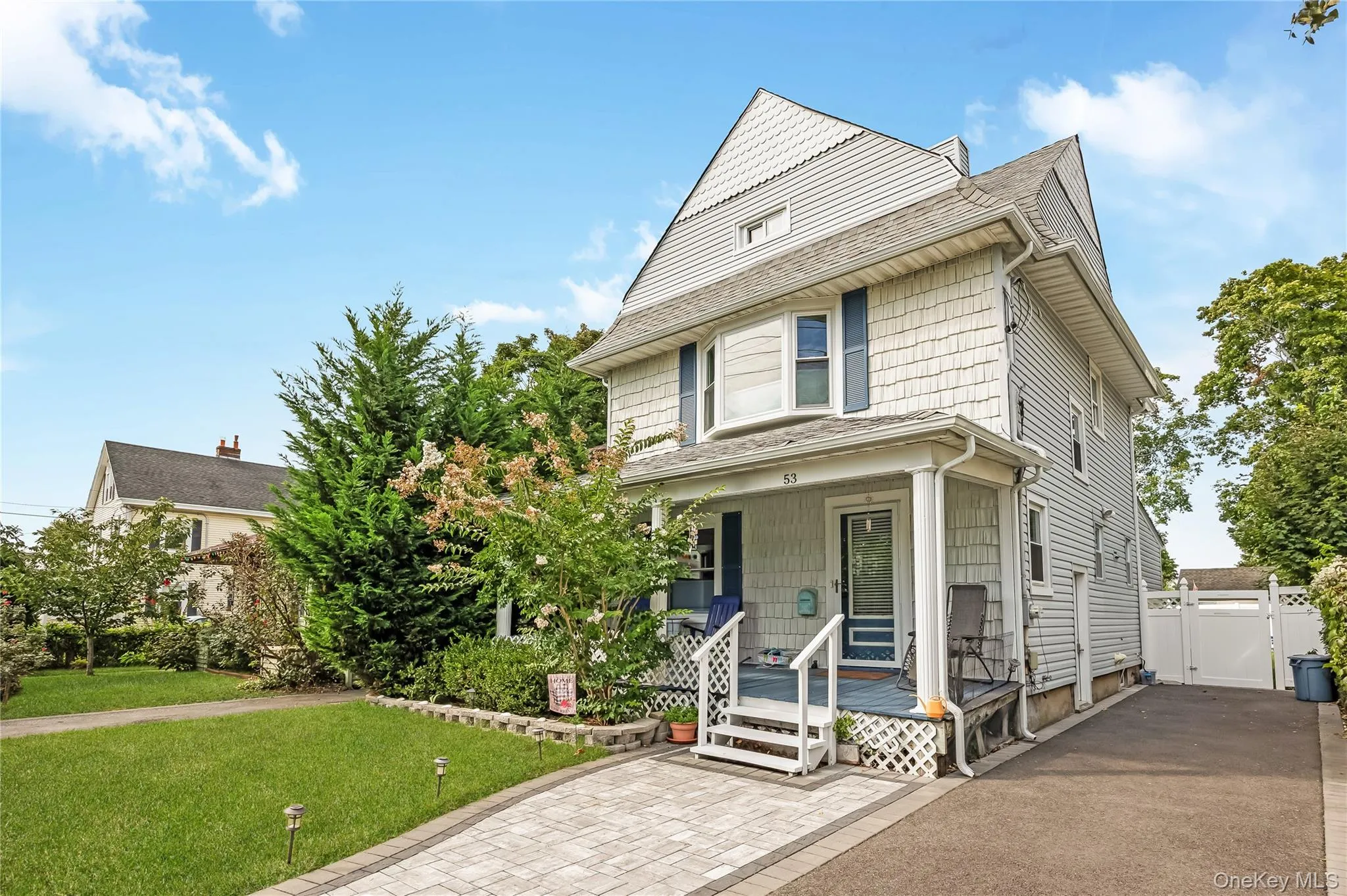 53 Thorne Street, Brookhaven, NY, 4 Bedrooms Bedrooms, 7 Rooms Rooms,1 BathroomBathrooms,Residential,For Rent,Thorne,0,1052163 53 Thorne Street, Brookhaven, NY, 4 Bedrooms Bedrooms, 7 Rooms Rooms,1 BathroomBathrooms,Residential,For Rent,Thorne,0,1052163